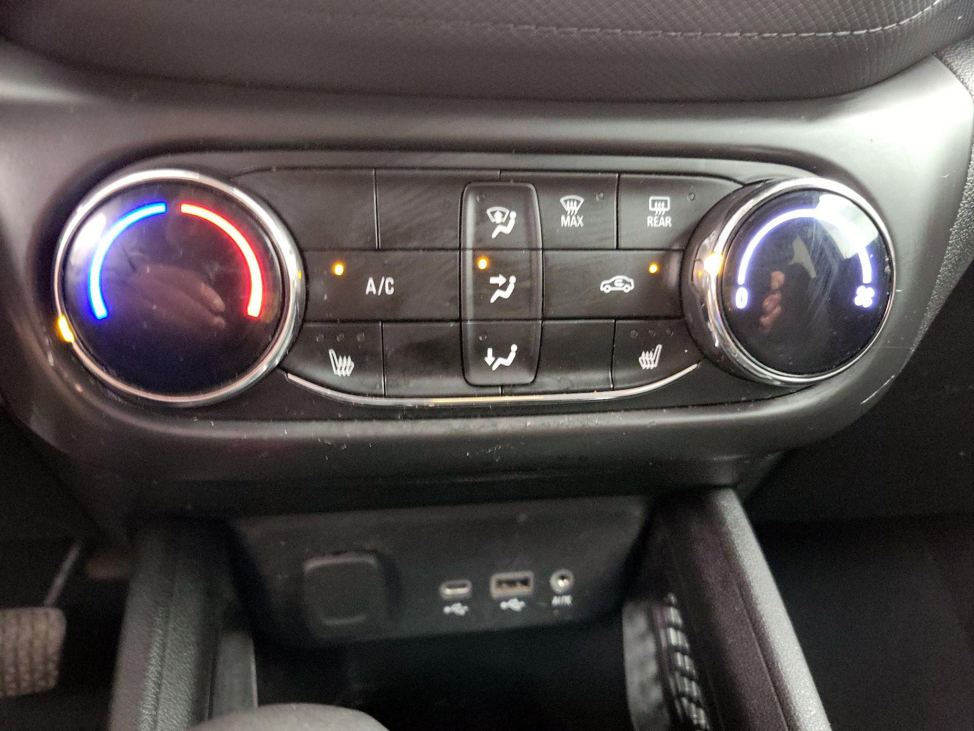 Thumbnail: 2021 Chevrolet TrailBlazer - 16