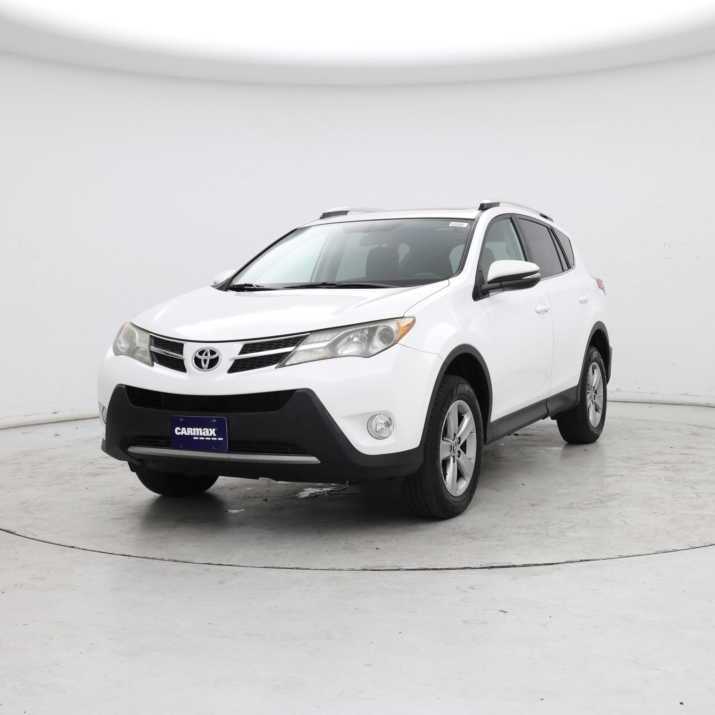 Thumbnail: 2015 Toyota RAV4 - 4
