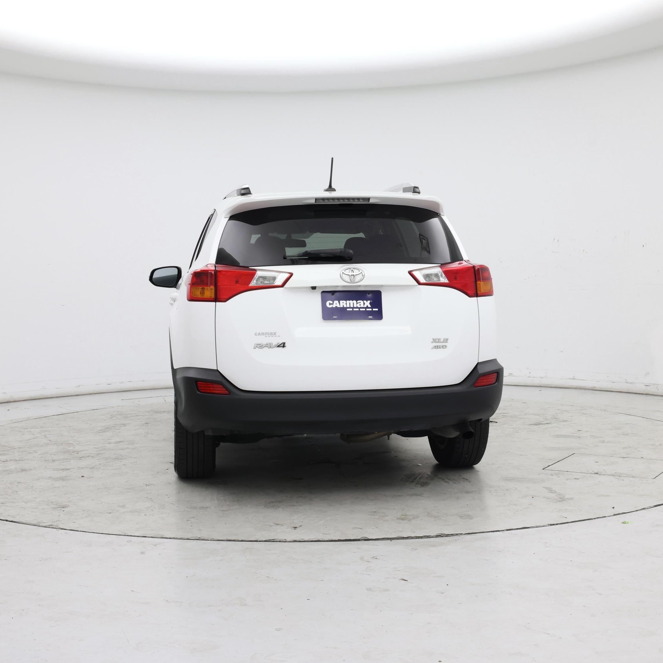Thumbnail: 2015 Toyota RAV4 - 6