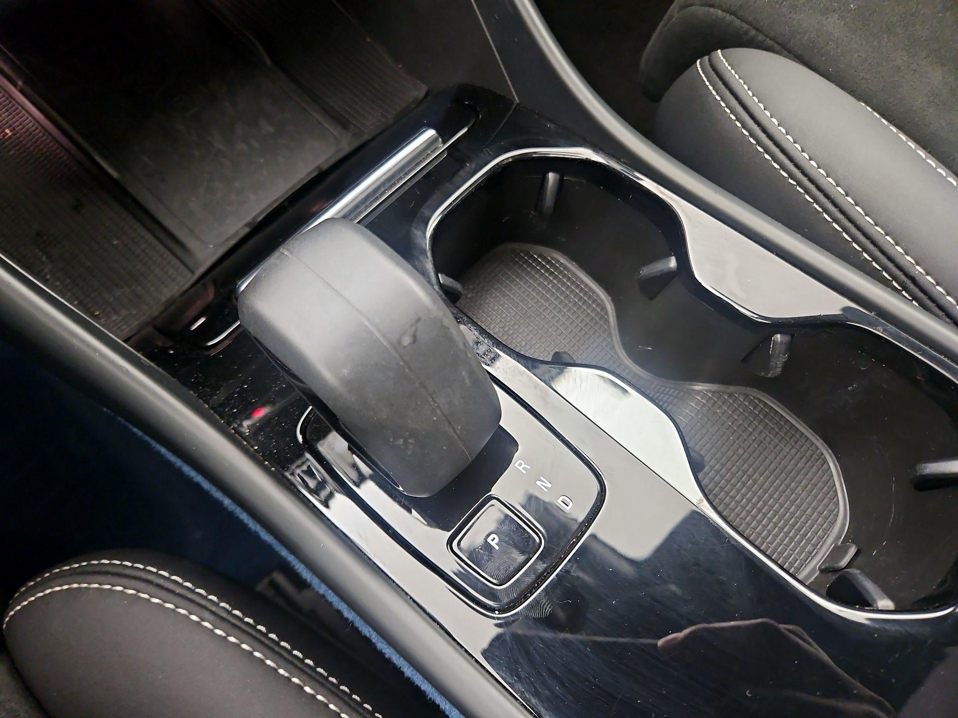 Thumbnail: 2022 Volvo C40 - 18