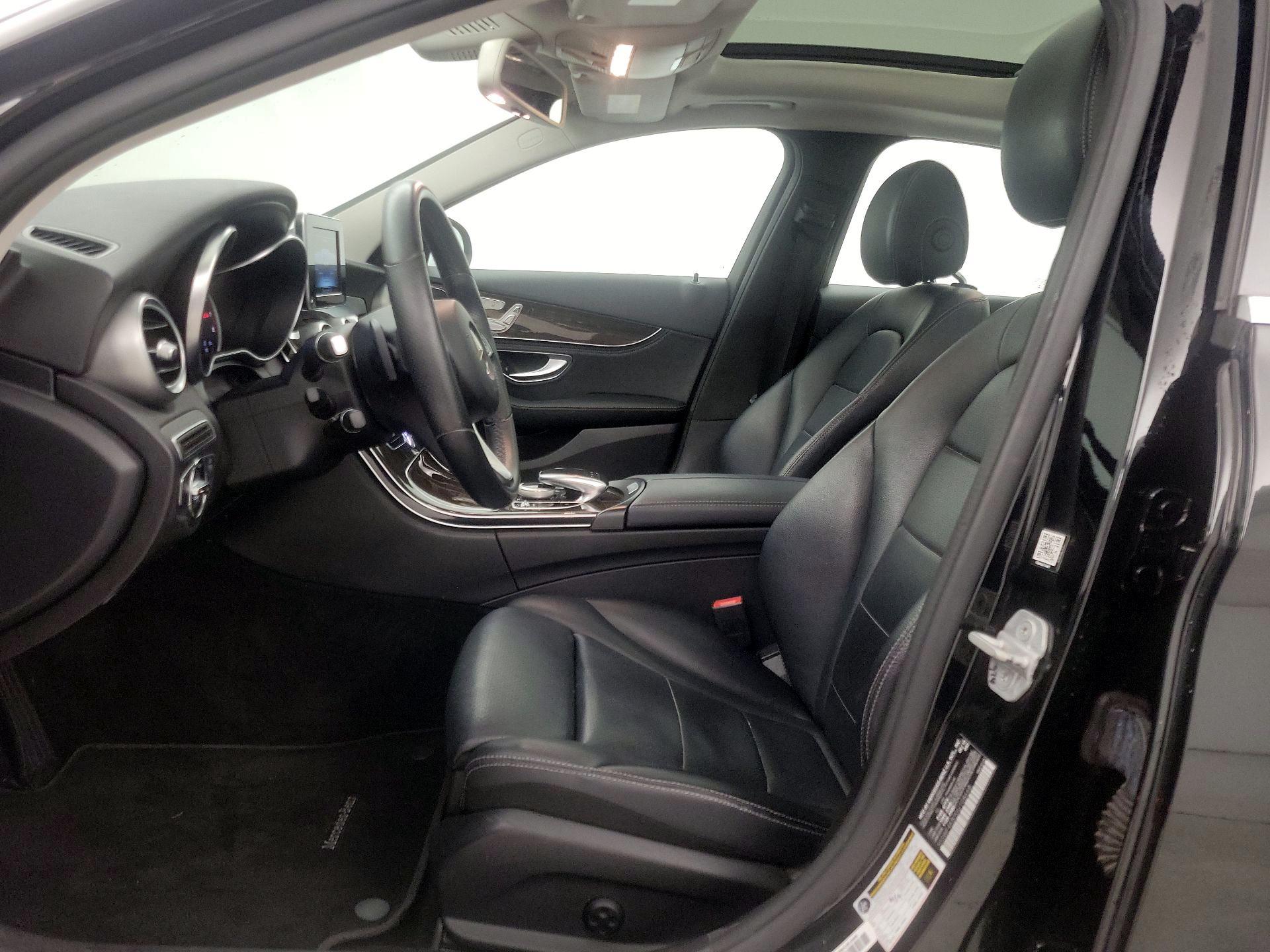Thumbnail: 2016 Mercedes-Benz C-Class - 11