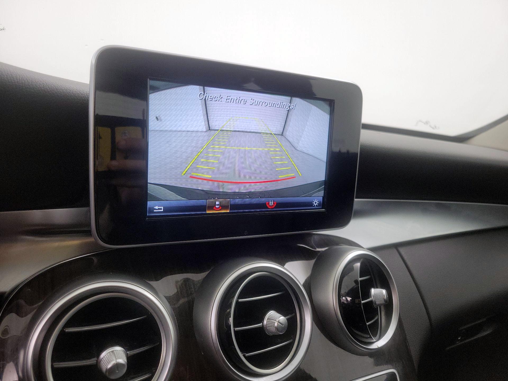 Thumbnail: 2016 Mercedes-Benz C-Class - 14
