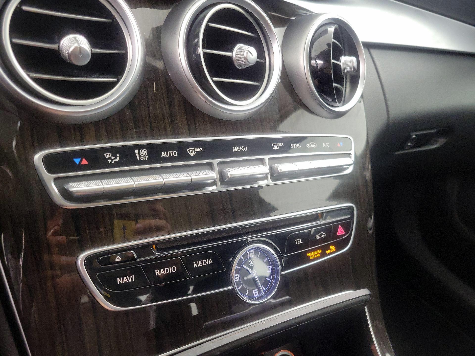 Thumbnail: 2016 Mercedes-Benz C-Class - 16