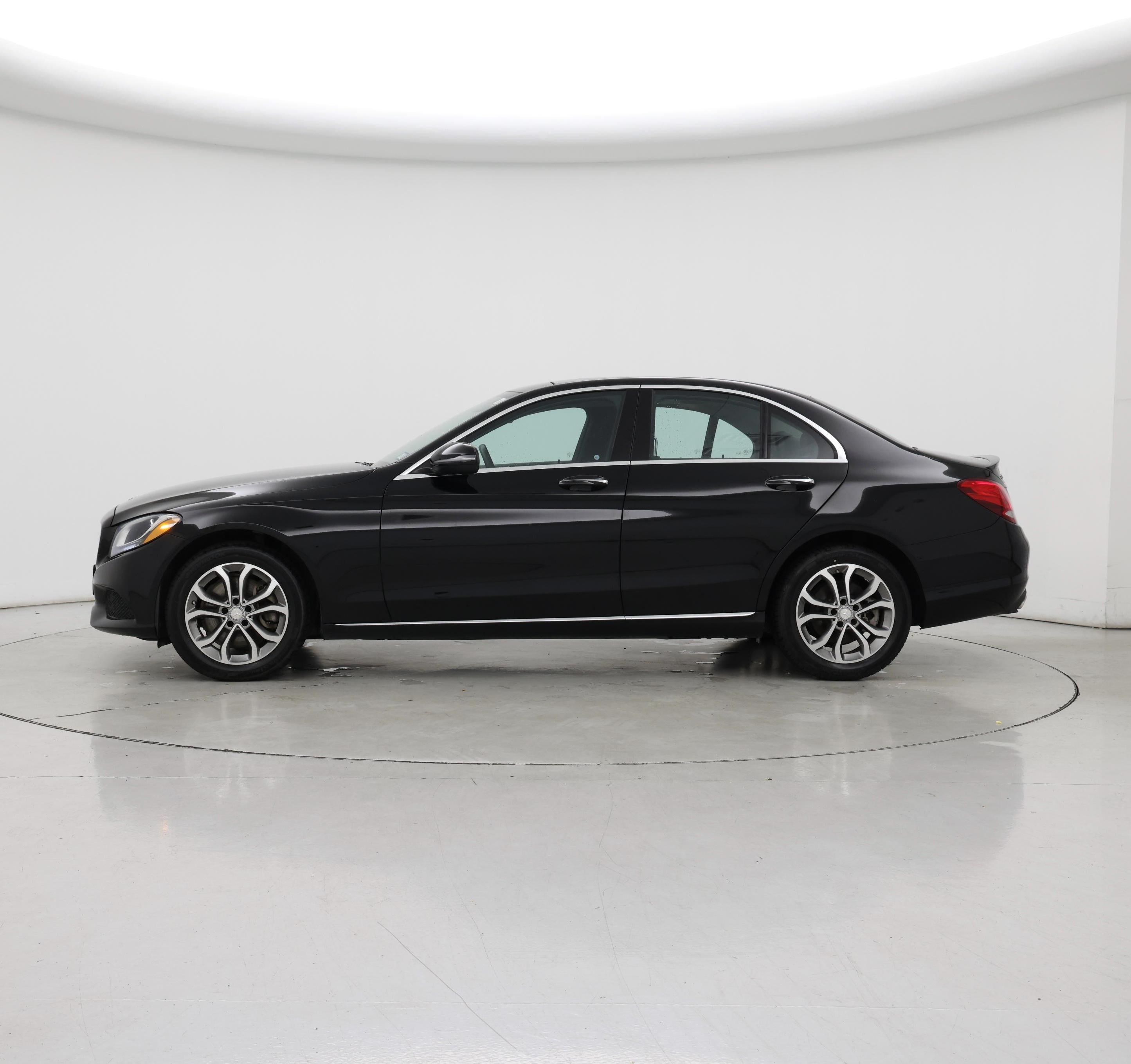 Thumbnail: 2016 Mercedes-Benz C-Class - 3