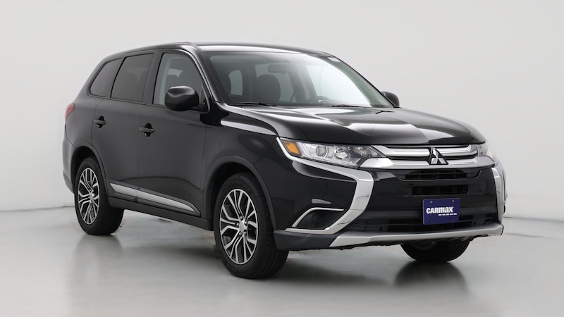 2017 Mitsubishi Outlander ES Hero Image