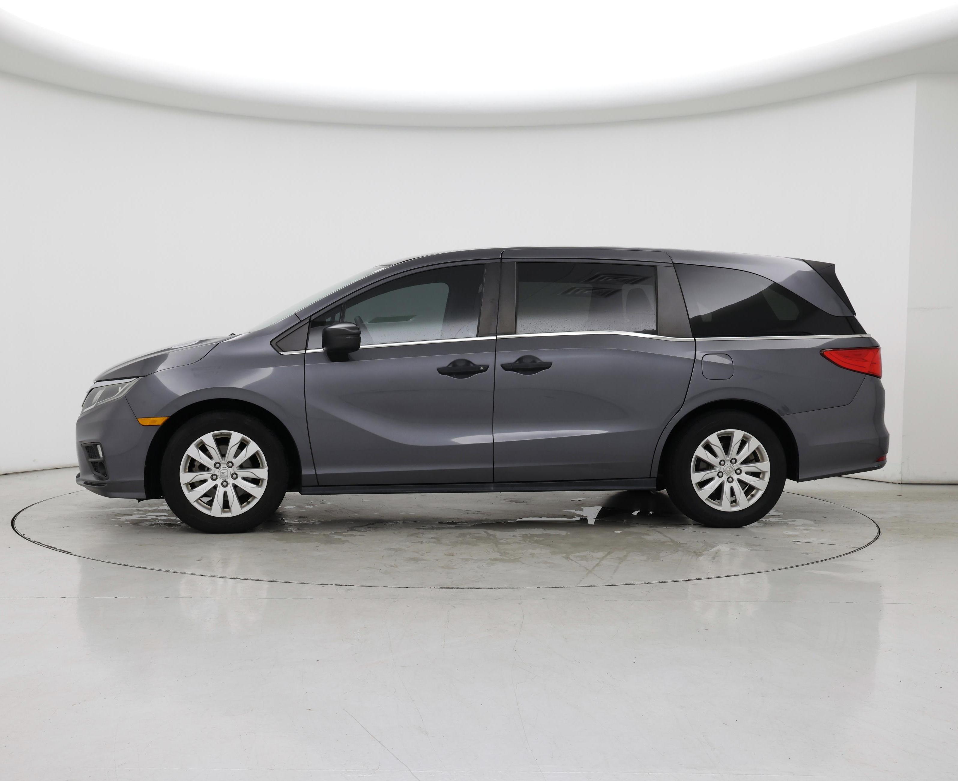 Thumbnail: 2018 Honda Odyssey - 3