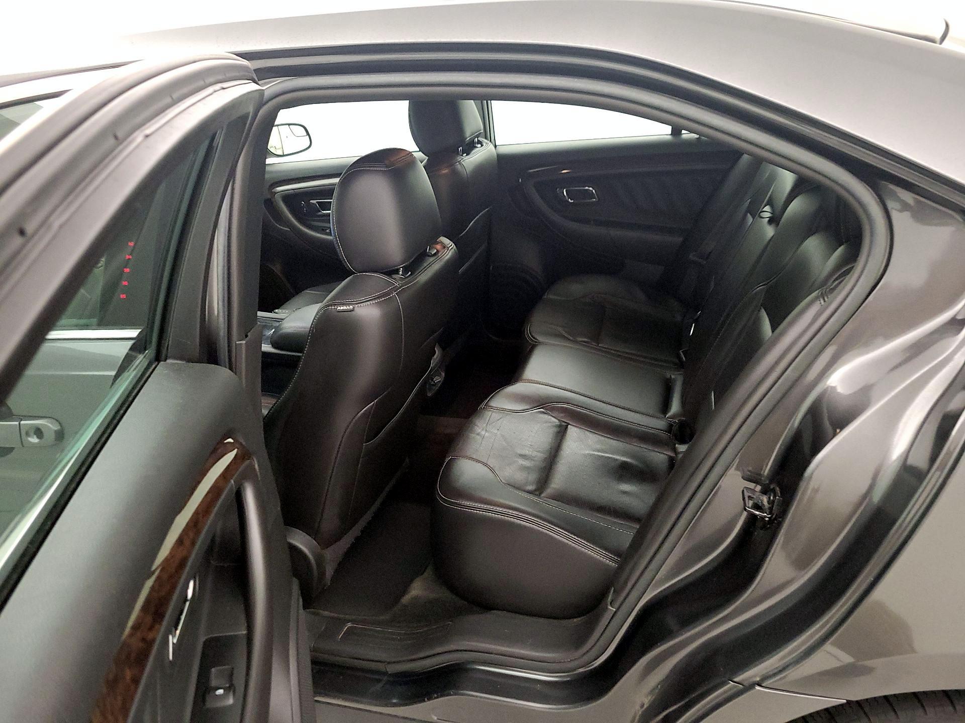 Thumbnail: 2016 Ford Taurus - 20