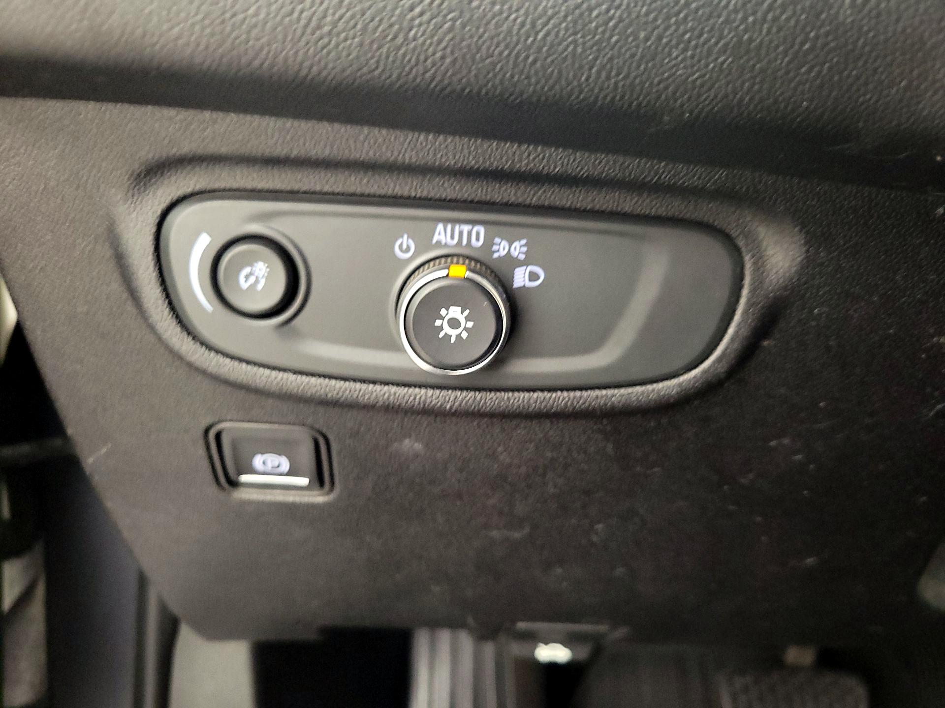 Thumbnail: 2018 GMC Terrain - 13