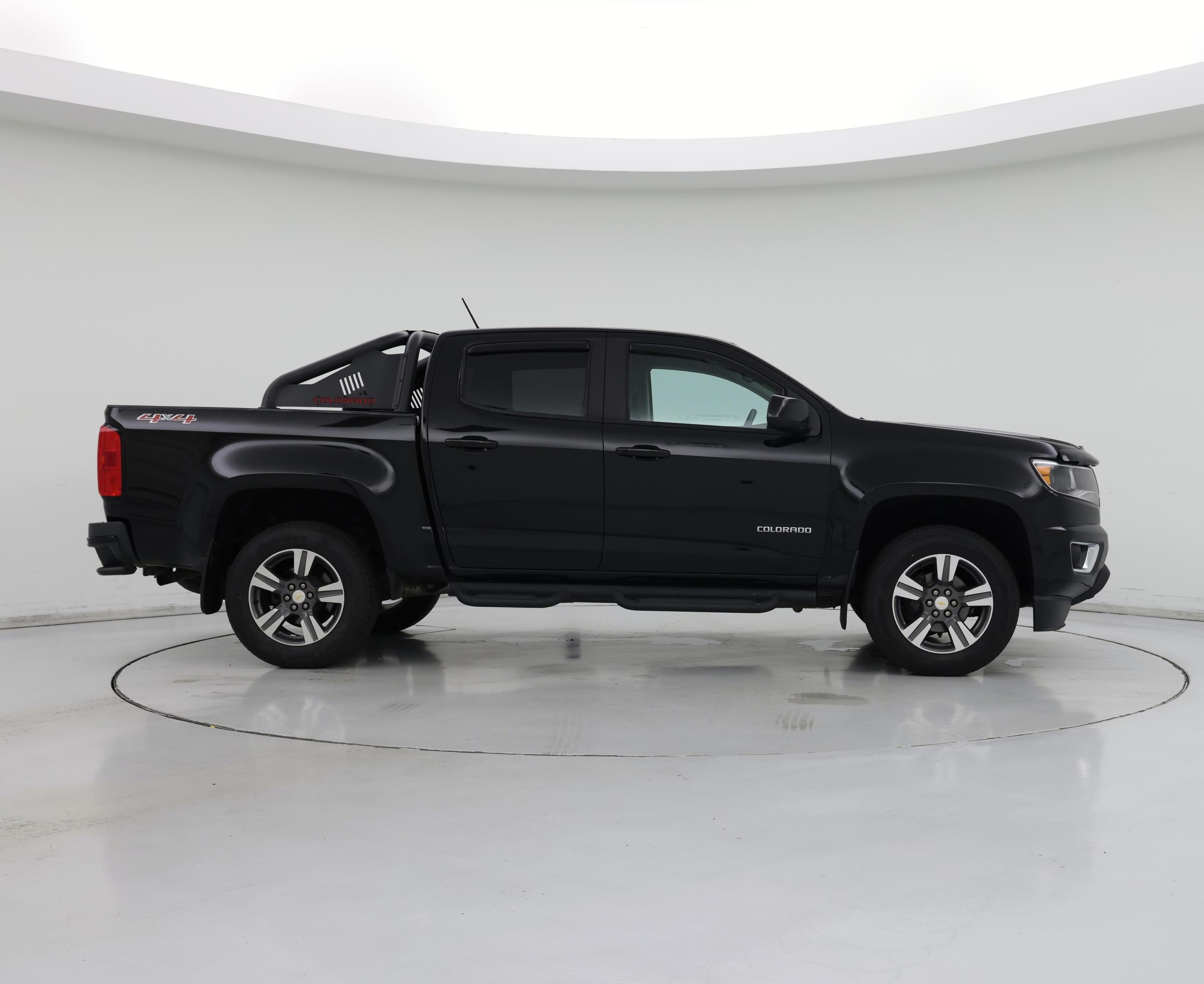 Thumbnail: 2017 Chevrolet Colorado - 7