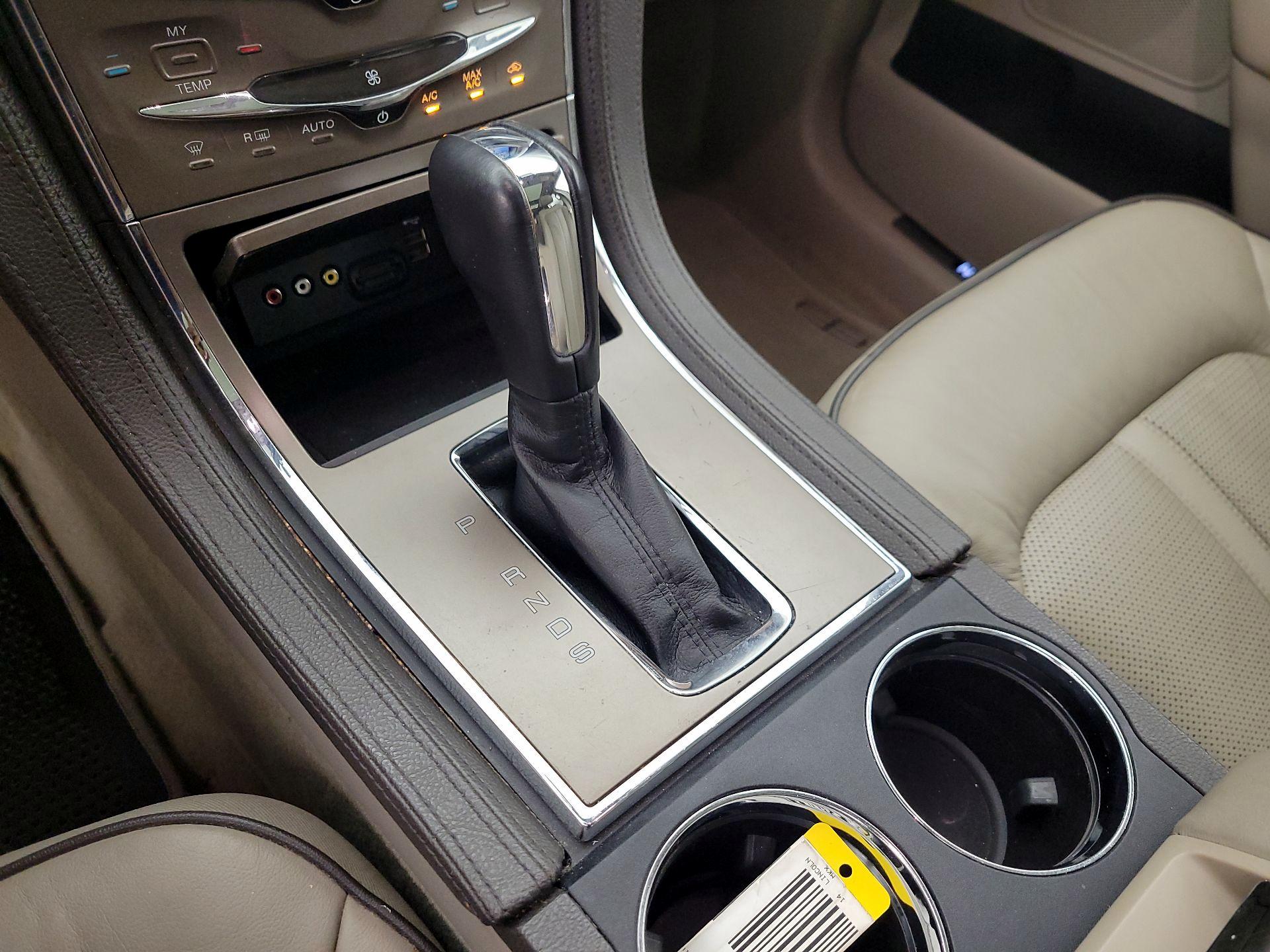 Thumbnail: 2014 Lincoln MKX - 18