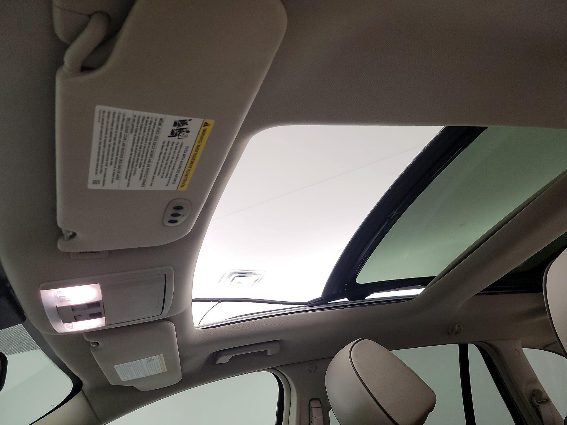 Thumbnail: 2014 Lincoln MKX - 20