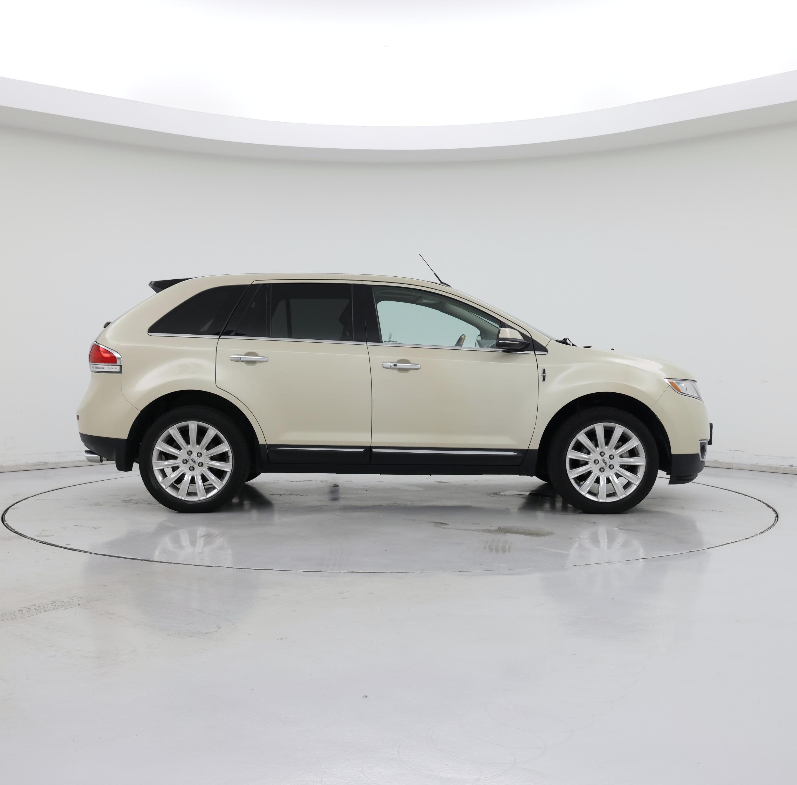 Thumbnail: 2014 Lincoln MKX - 7