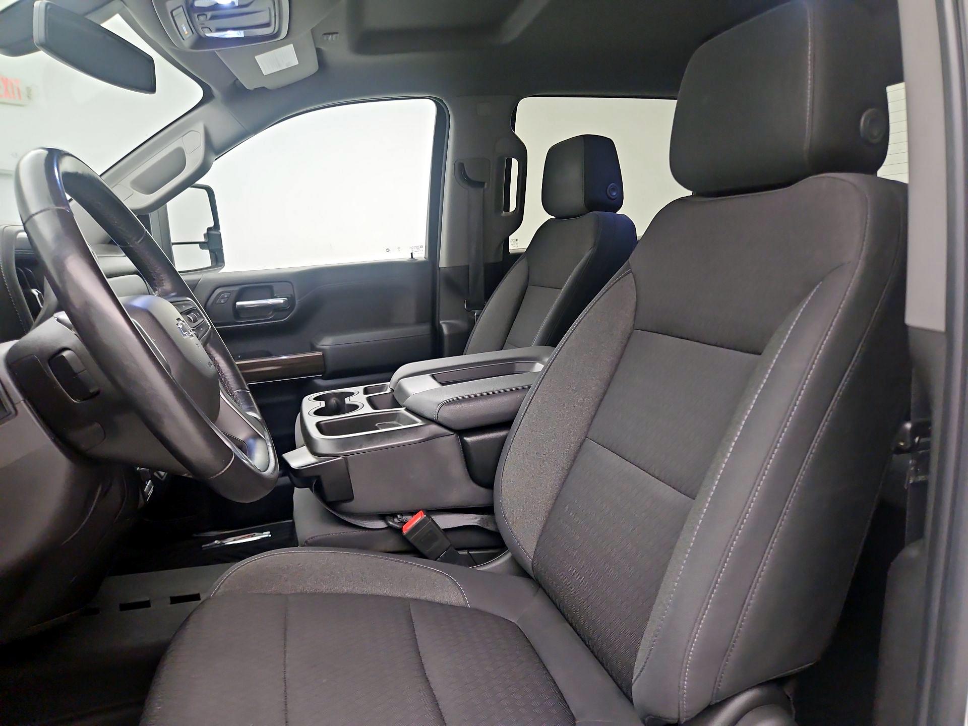 Thumbnail: 2020 Chevrolet Silverado 1500 - 11