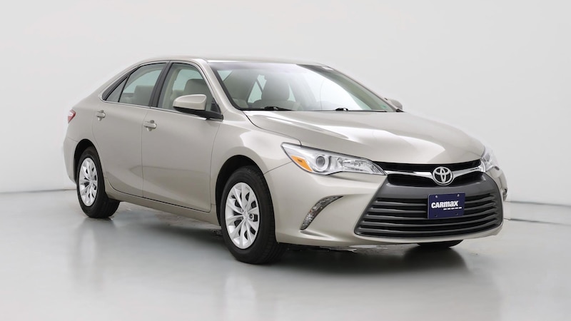 2017 Toyota Camry LE Hero Image