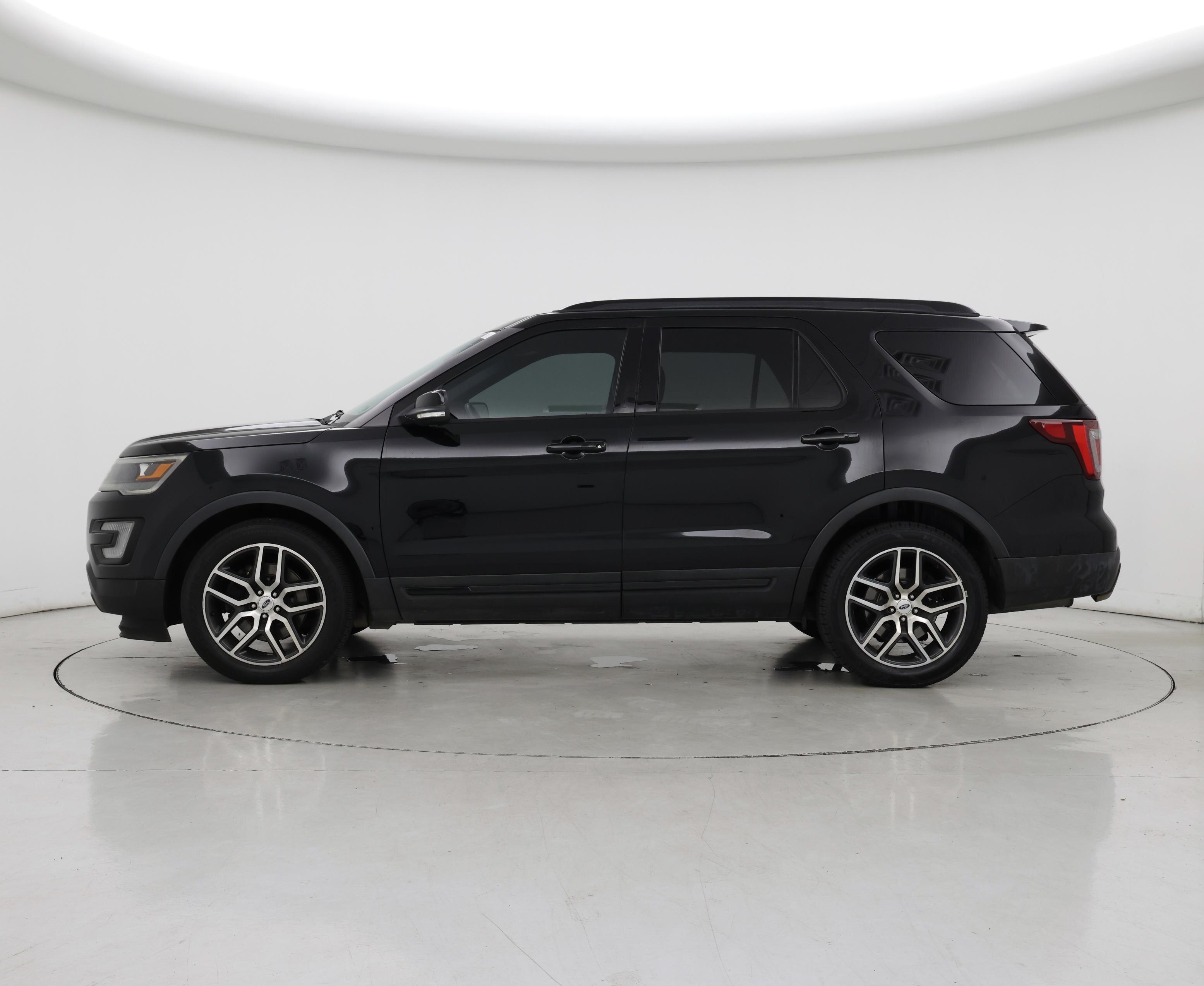 Thumbnail: 2017 Ford Explorer - 3