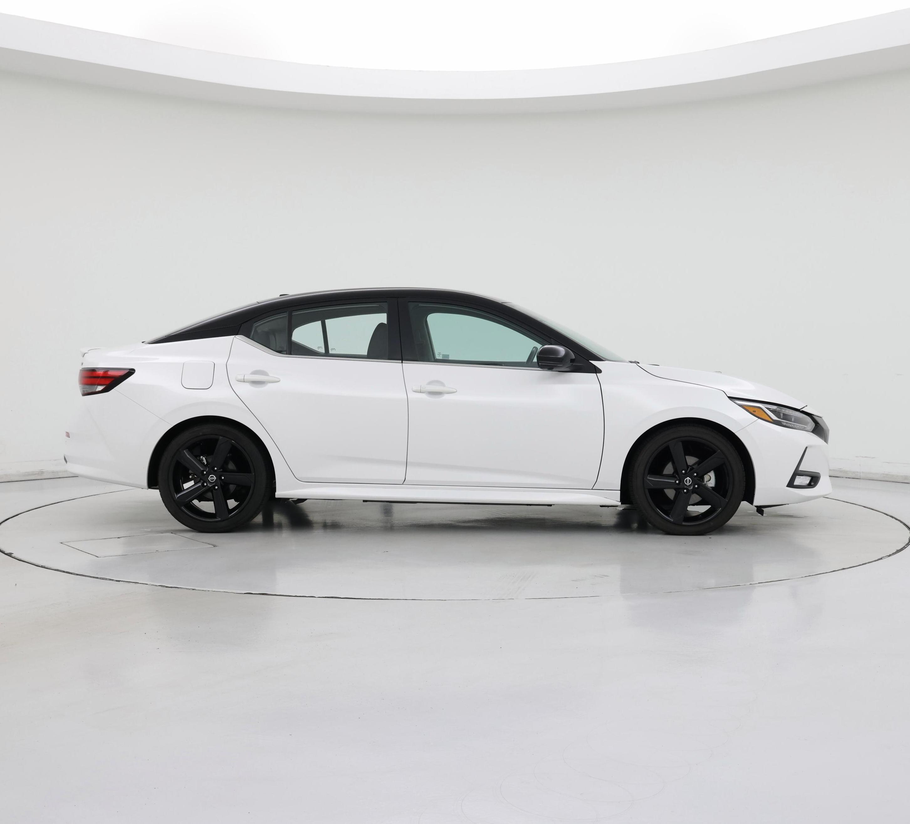 Thumbnail: 2022 Nissan Sentra - 7