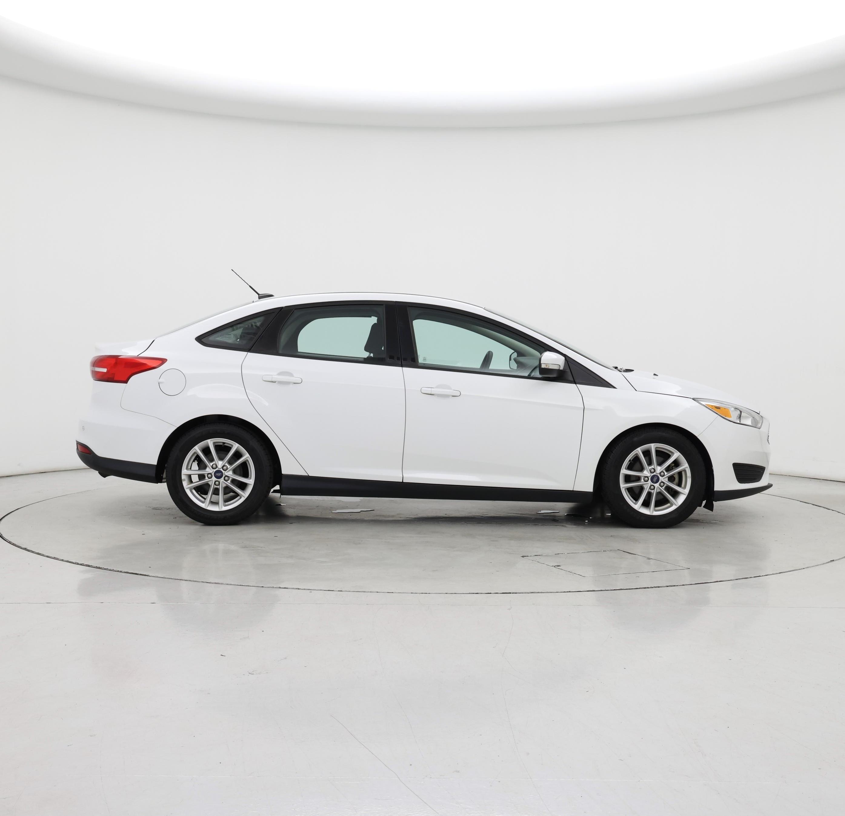 Thumbnail: 2015 Ford Focus - 7