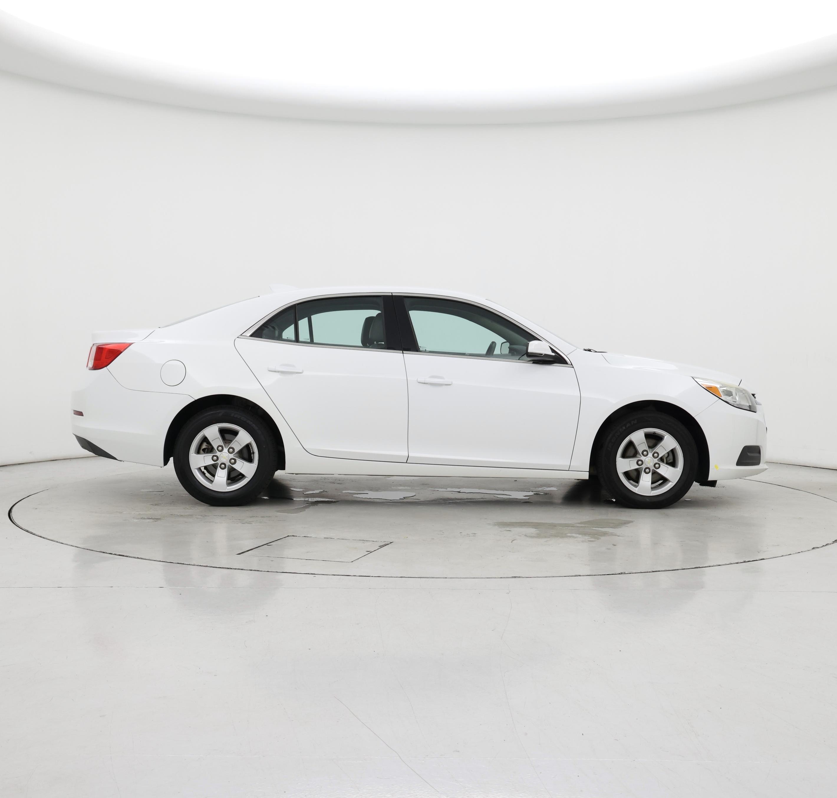 Thumbnail: 2016 Chevrolet Malibu - 7