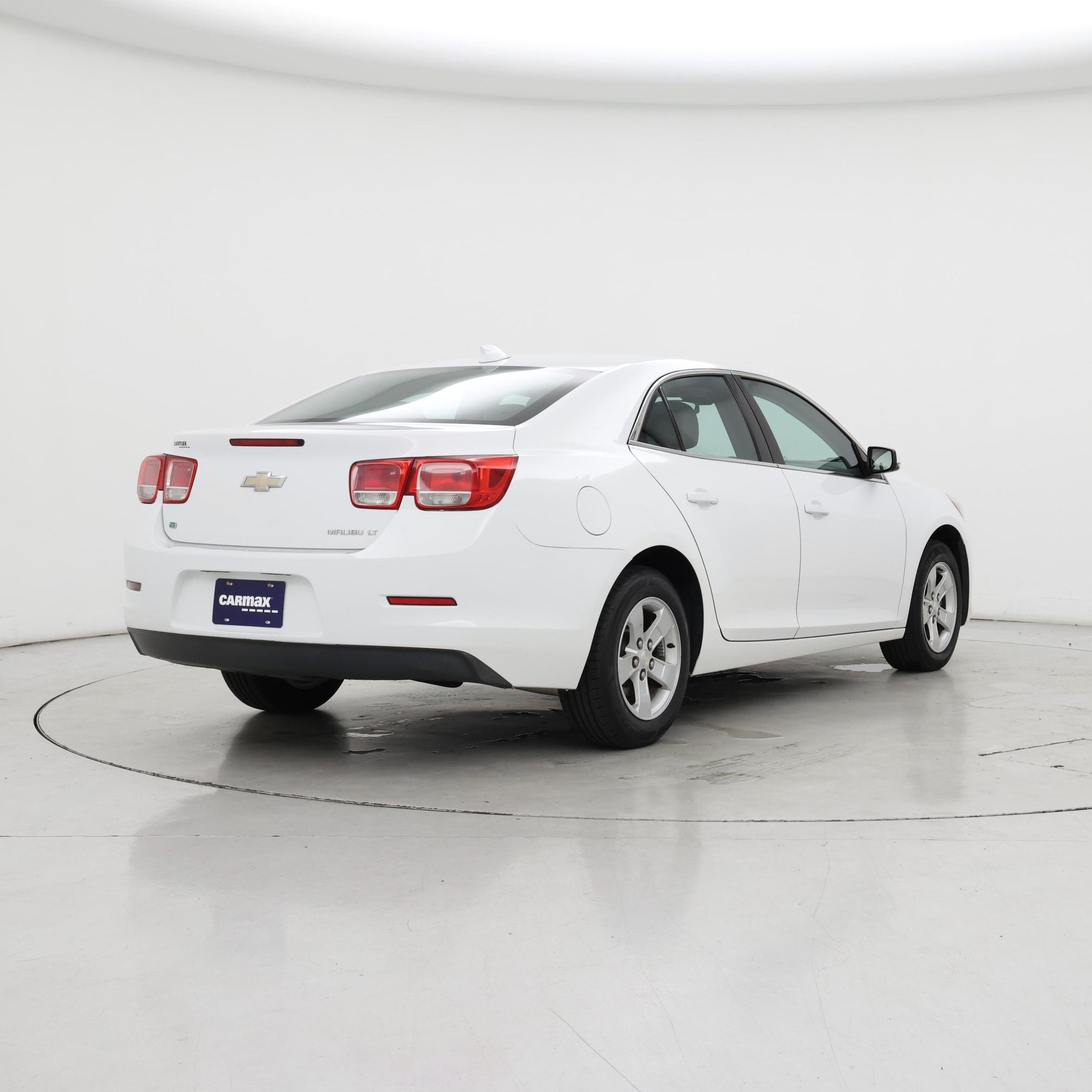 Thumbnail: 2016 Chevrolet Malibu - 8