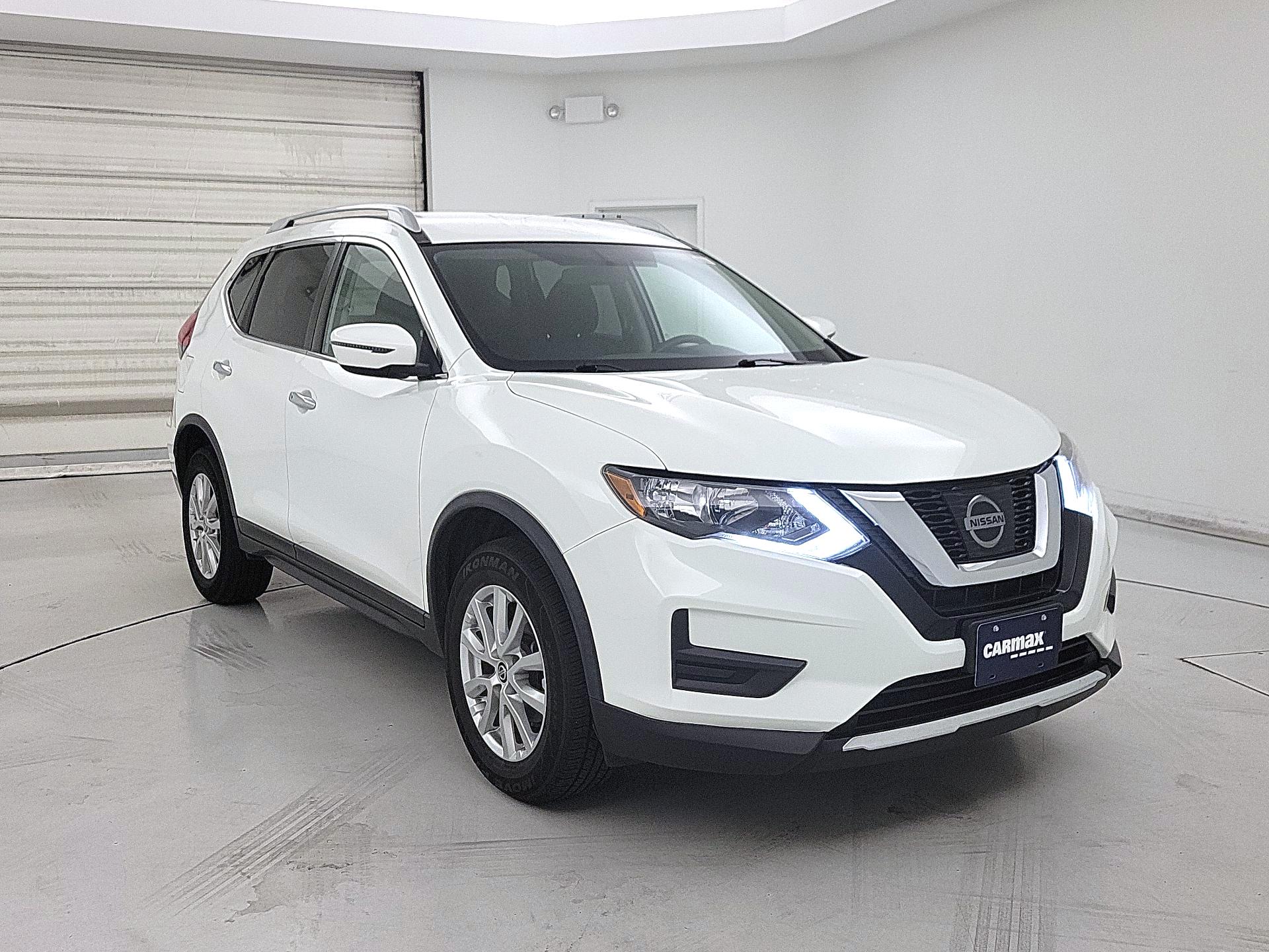 Thumbnail: 2017 Nissan Rogue - 1