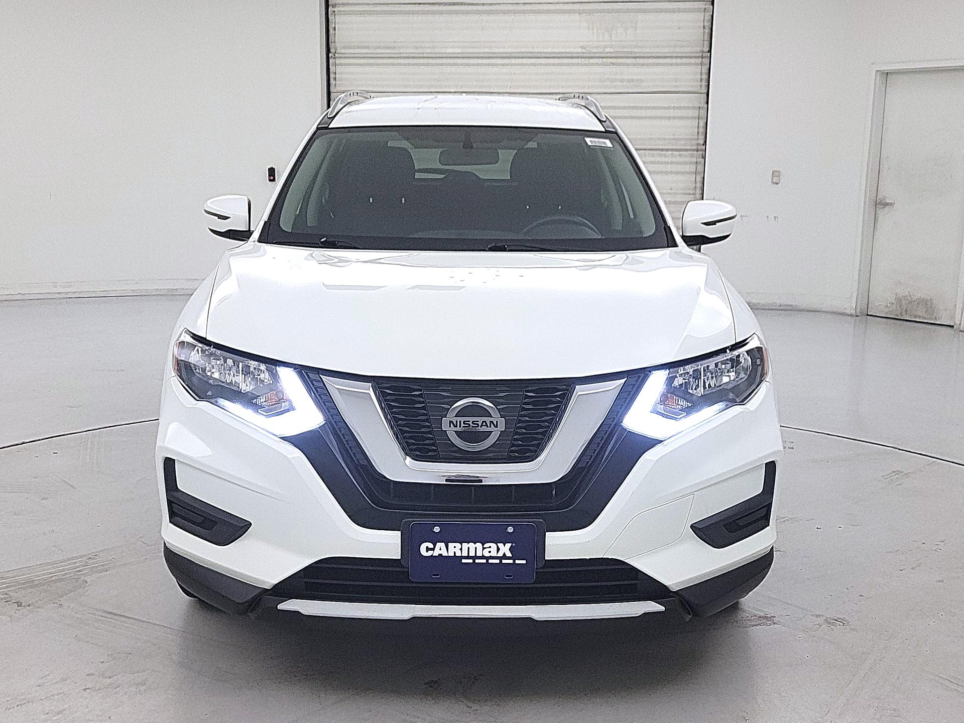 Thumbnail: 2017 Nissan Rogue - 2
