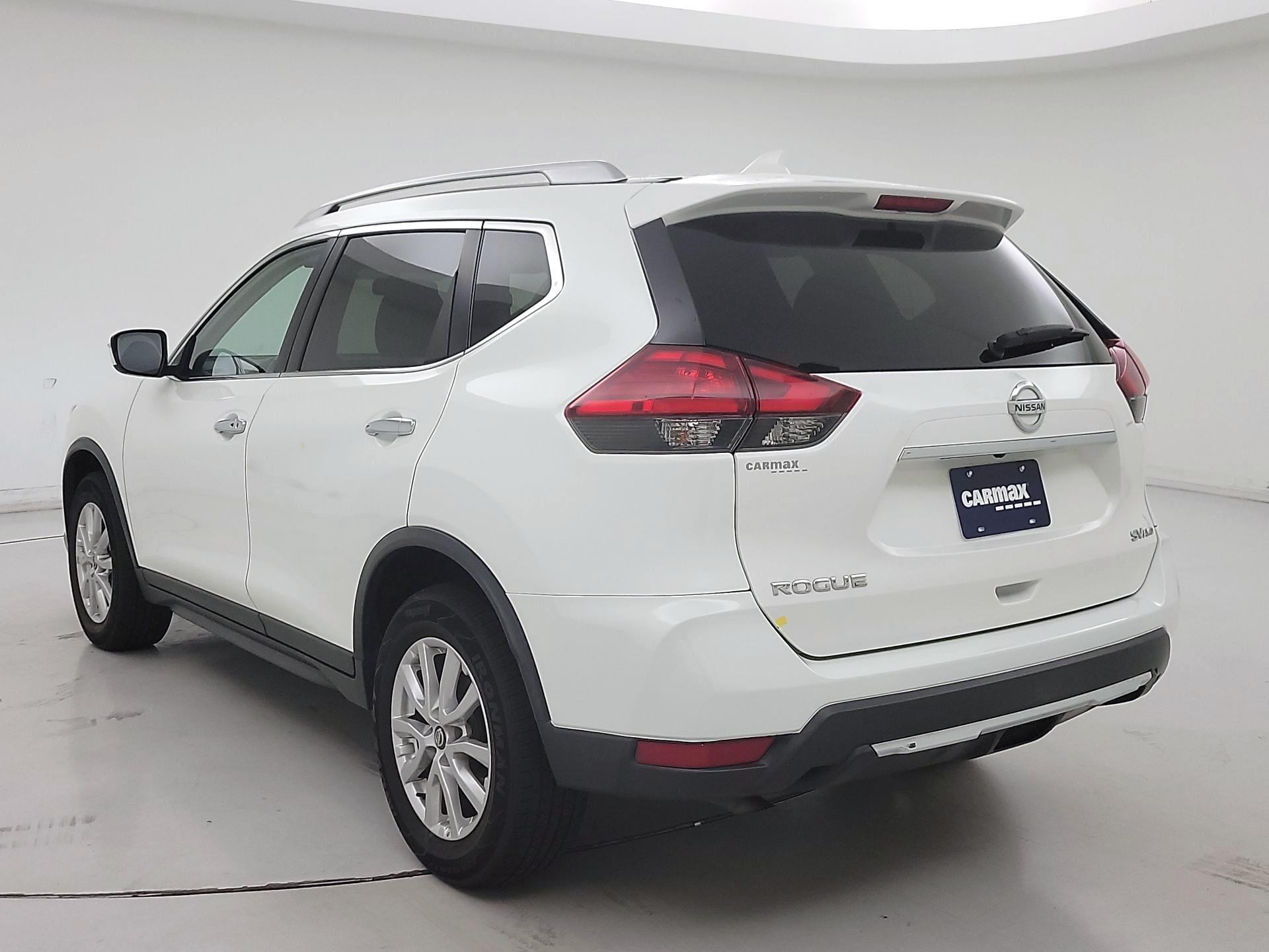 Thumbnail: 2017 Nissan Rogue - 7