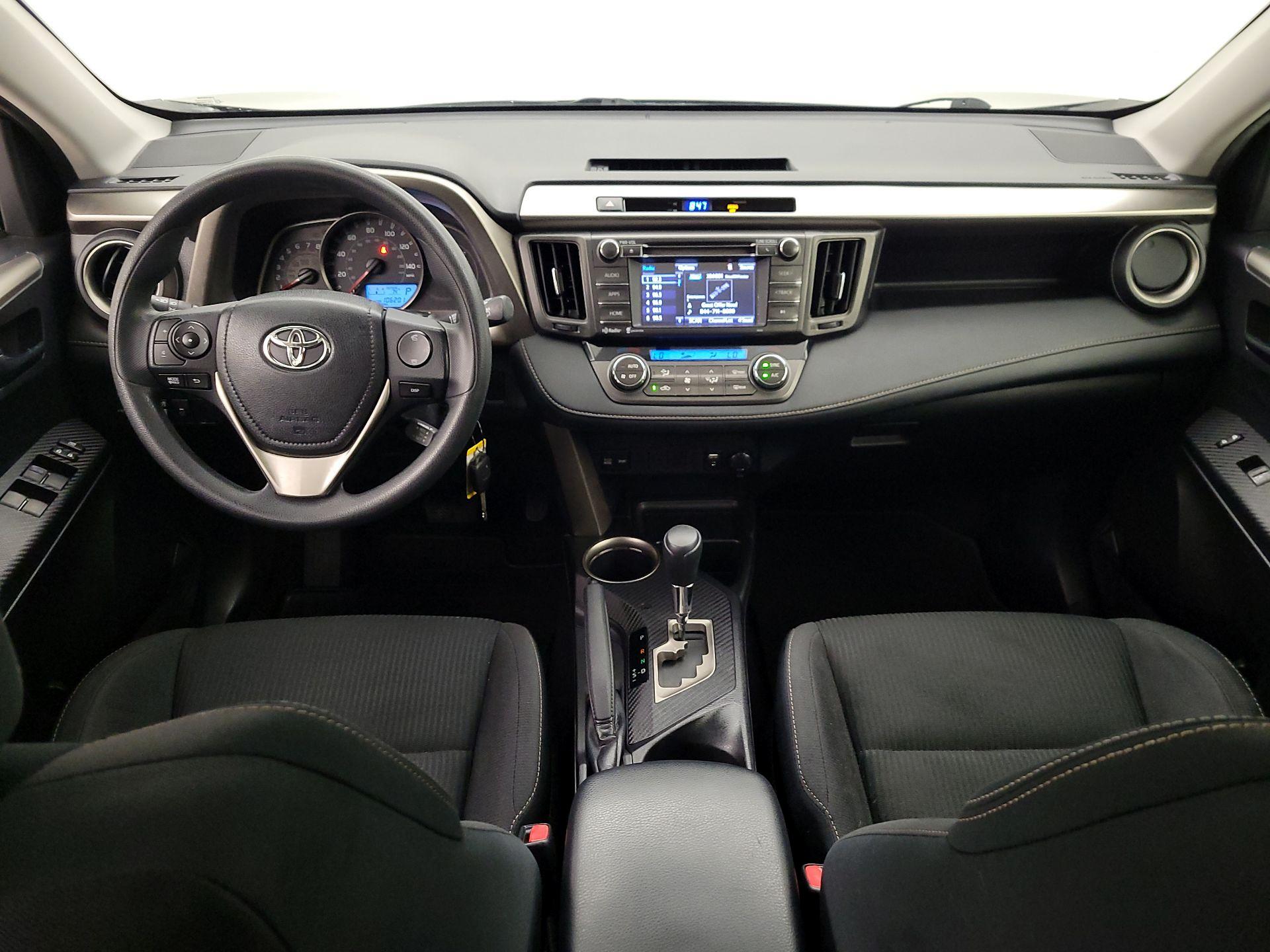 Thumbnail: 2015 Toyota RAV4 - 9