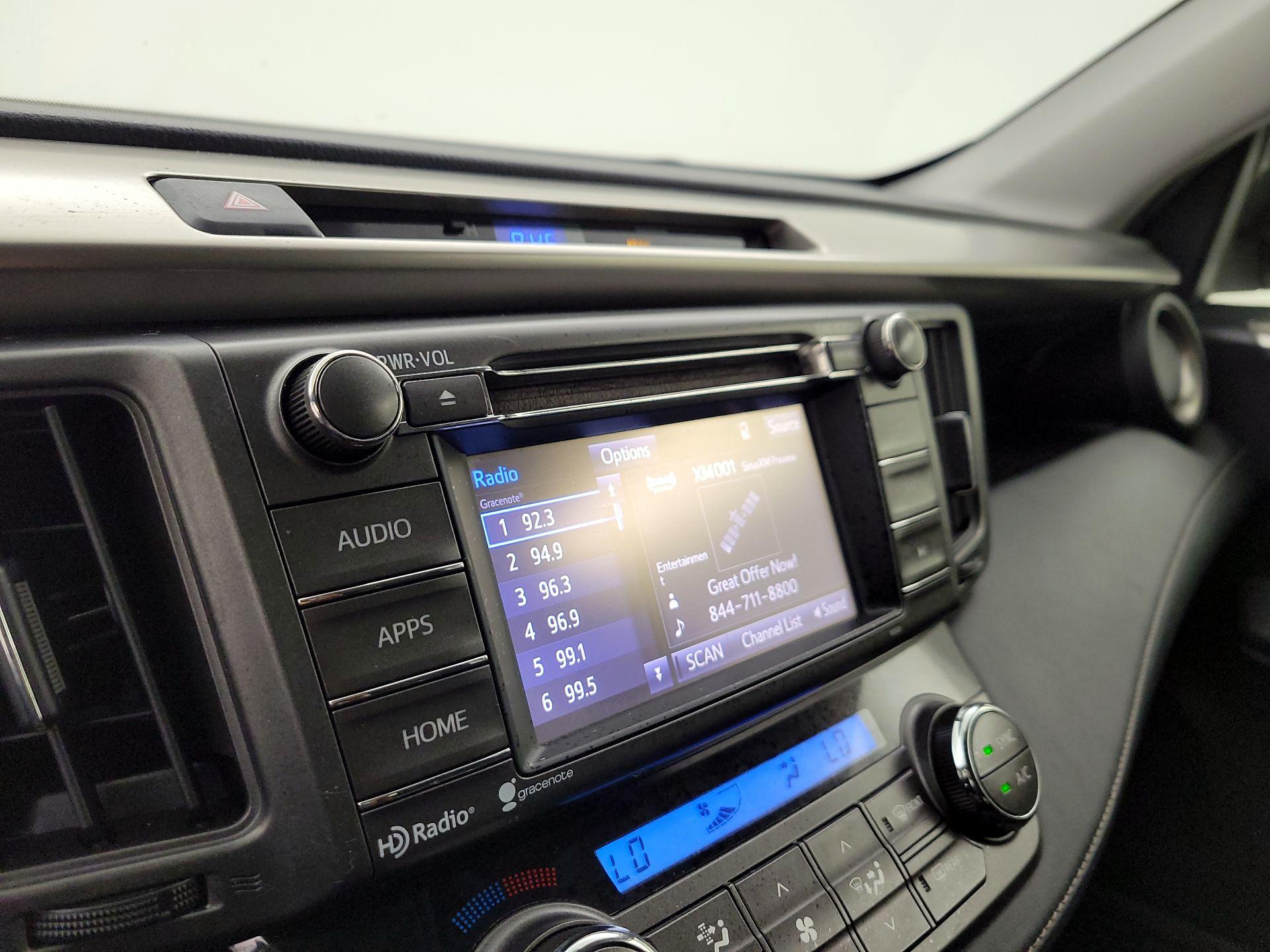 Thumbnail: 2015 Toyota RAV4 - 15
