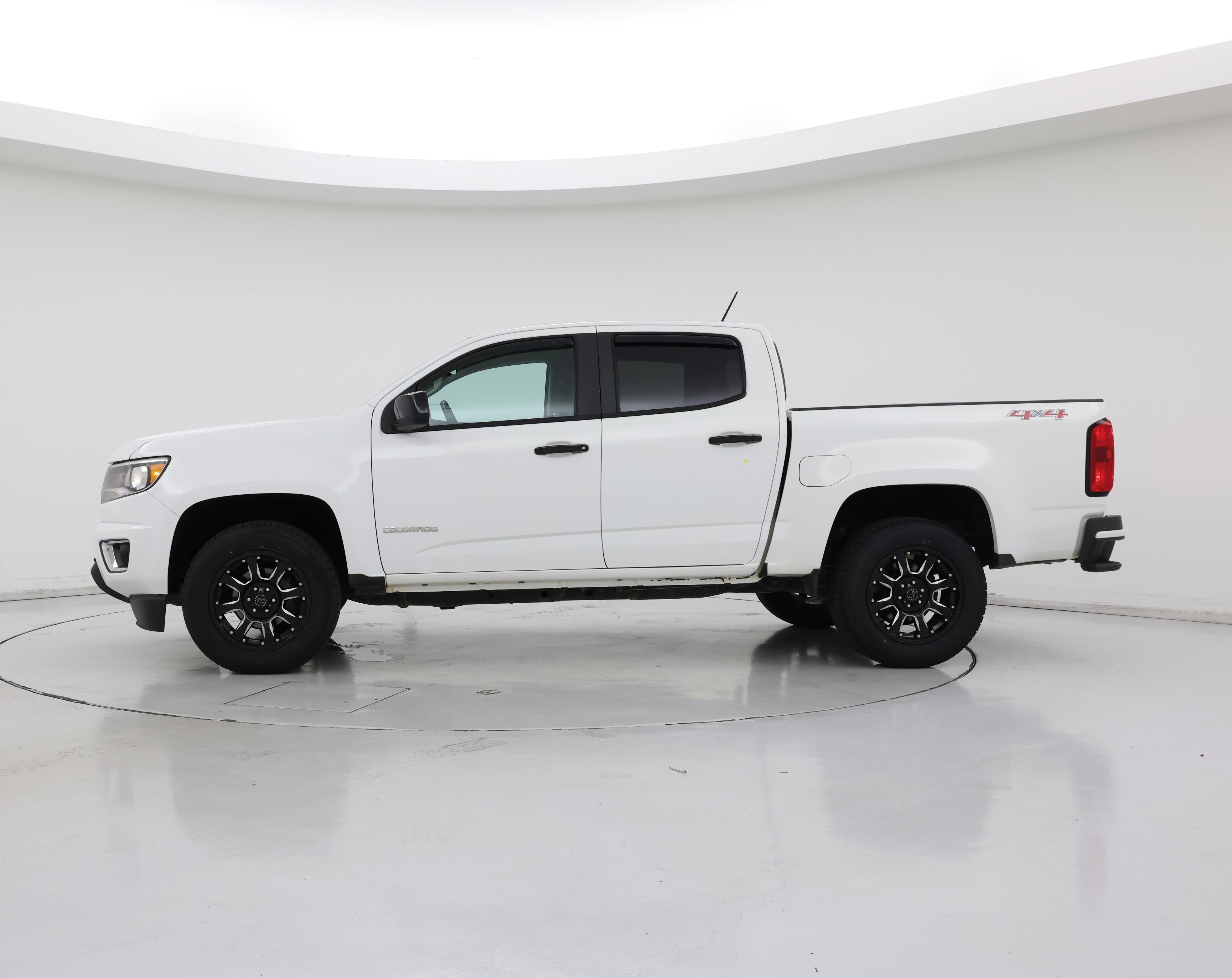 Thumbnail: 2018 Chevrolet Colorado - 3