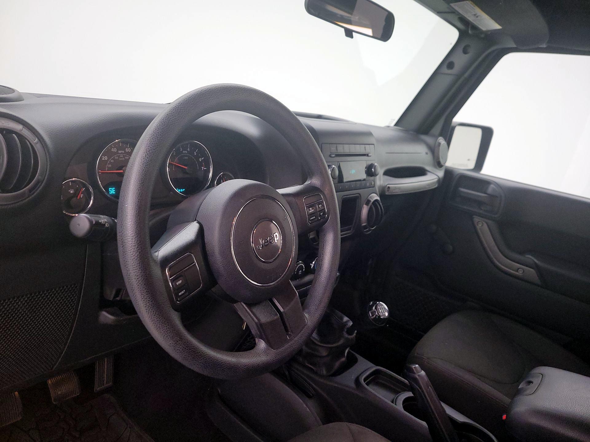 Thumbnail: 2017 Jeep Wrangler - 9