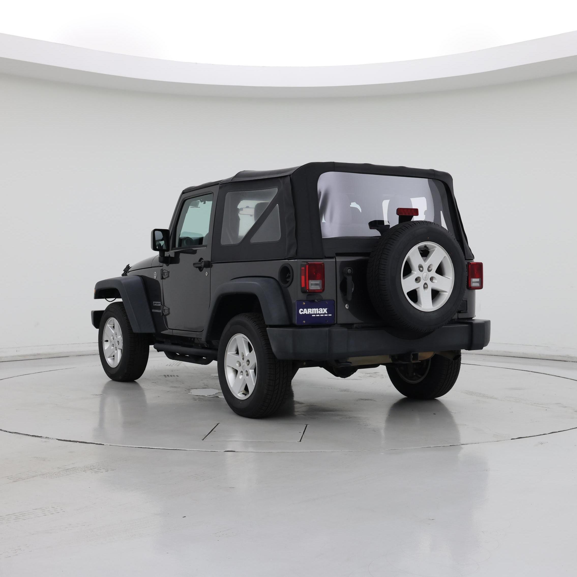Thumbnail: 2017 Jeep Wrangler - 2