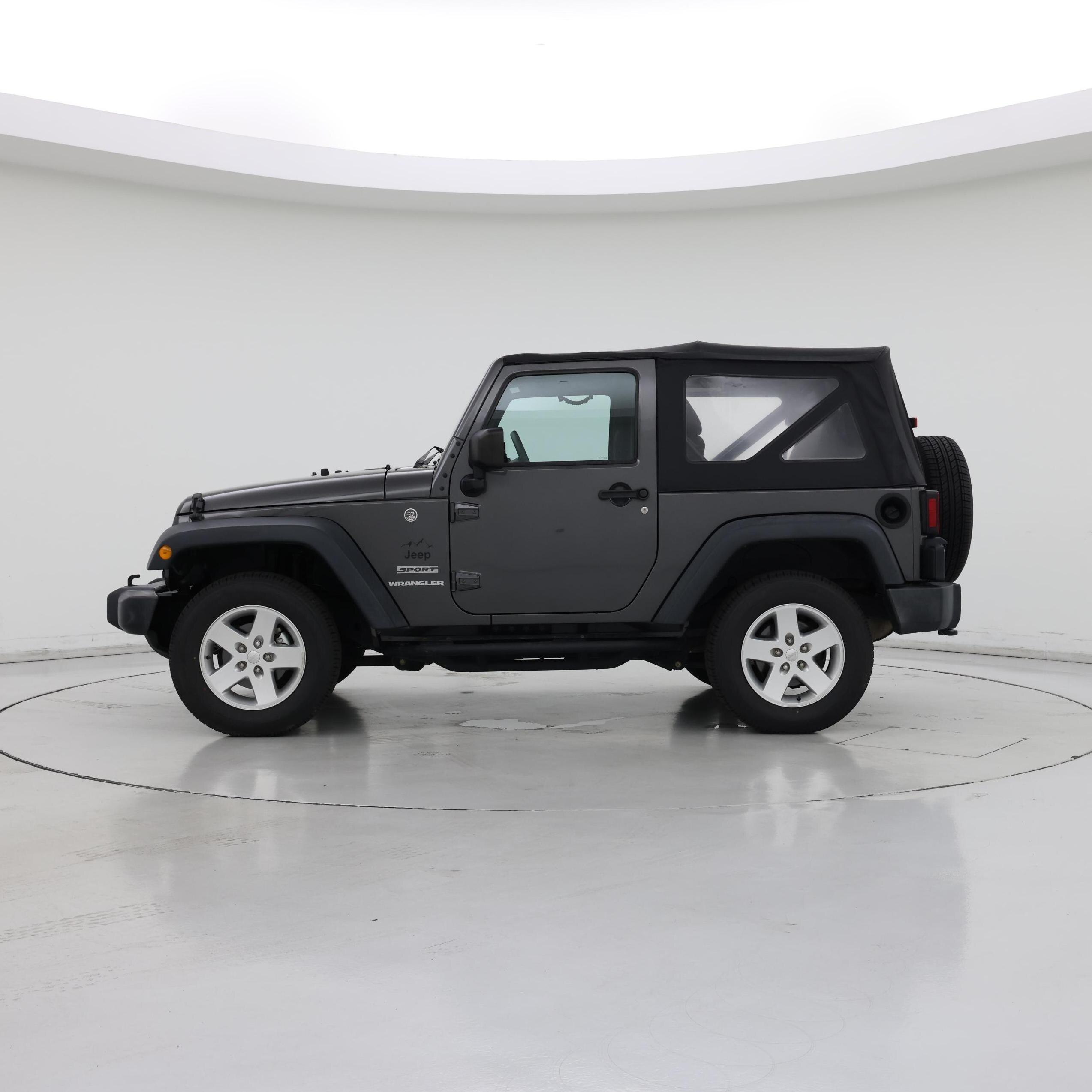 Thumbnail: 2017 Jeep Wrangler - 3