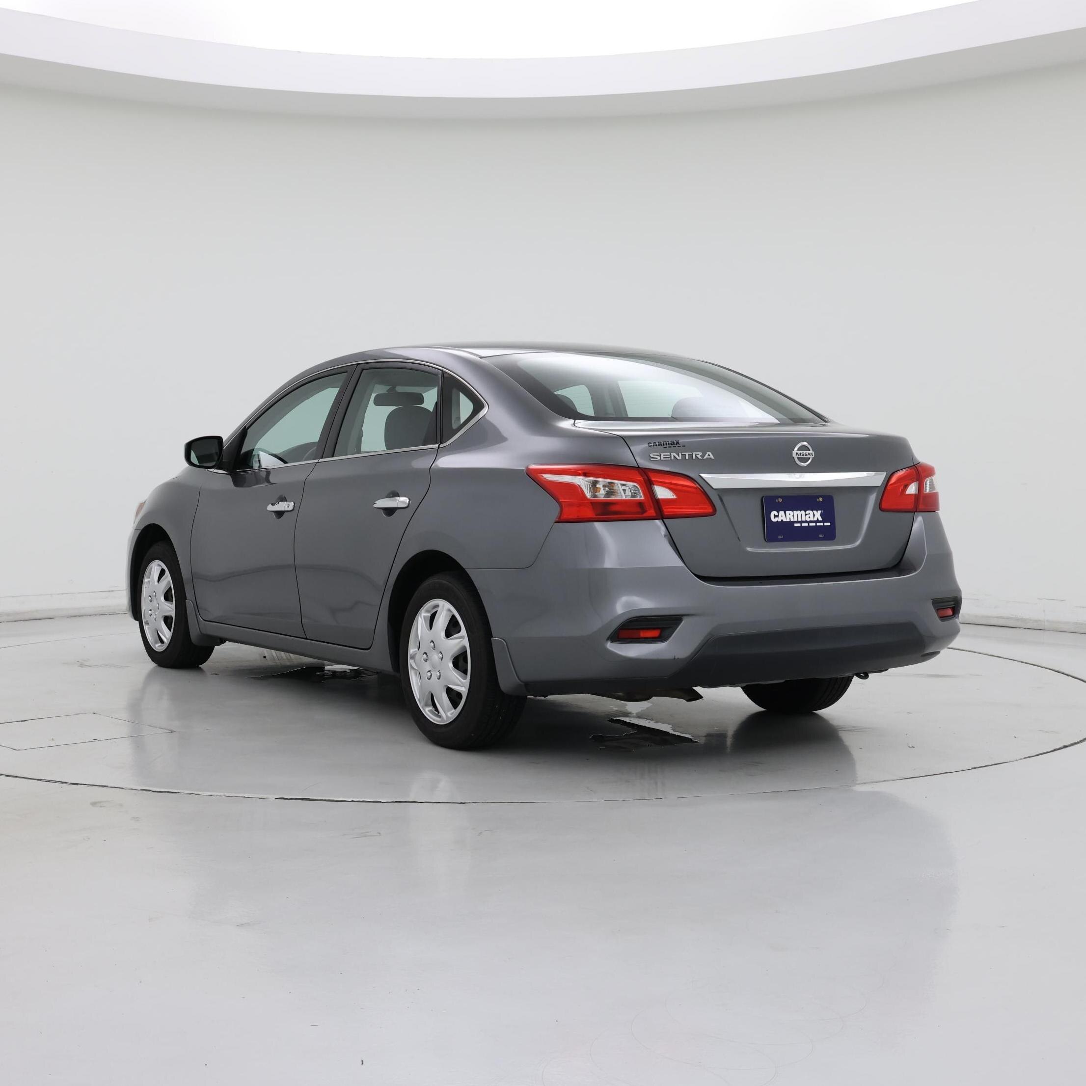 Thumbnail: 2017 Nissan Sentra - 2