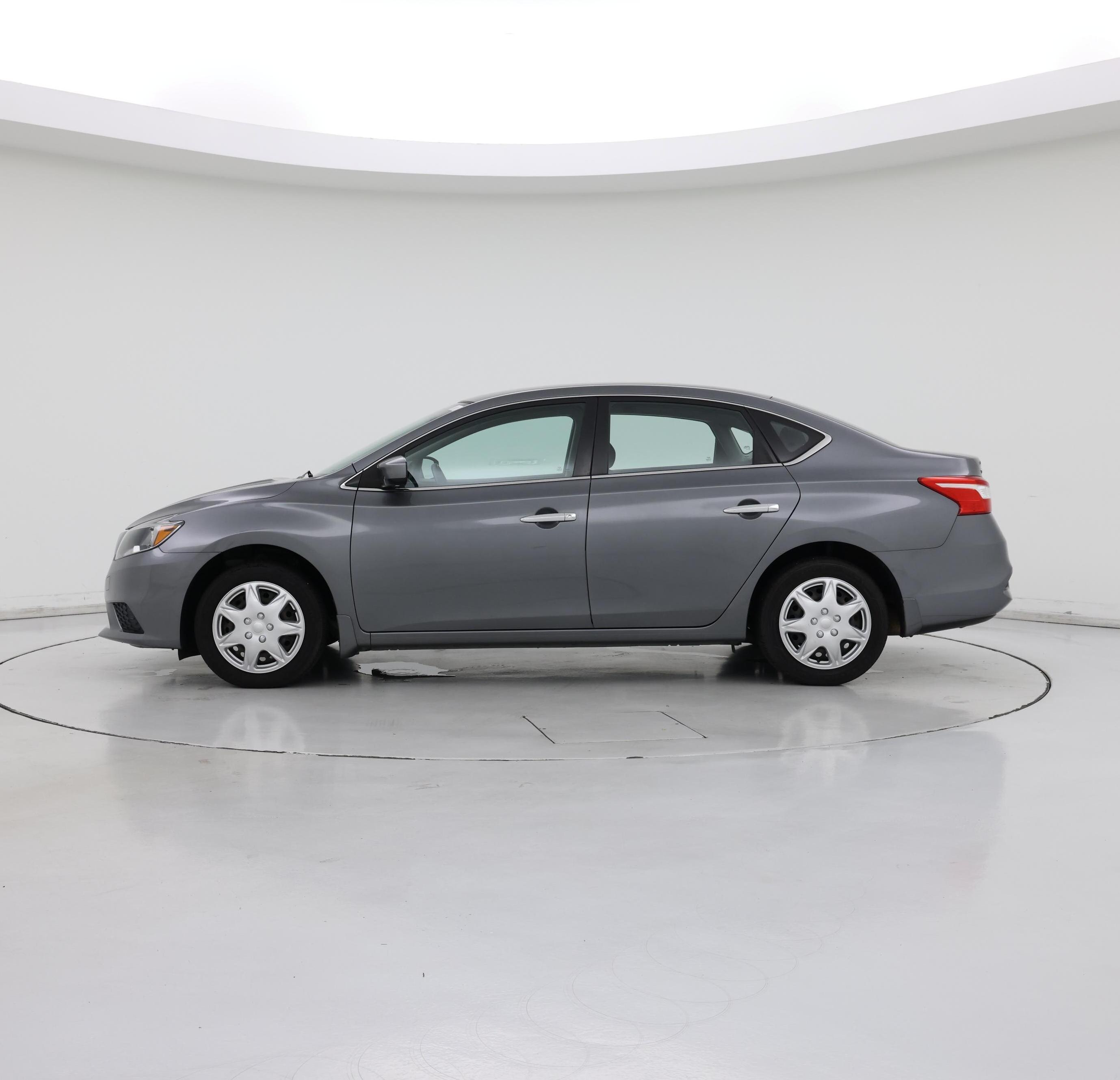 Thumbnail: 2017 Nissan Sentra - 3