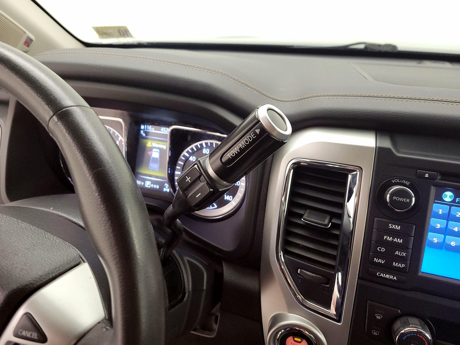 Thumbnail: 2017 Nissan Titan - 18
