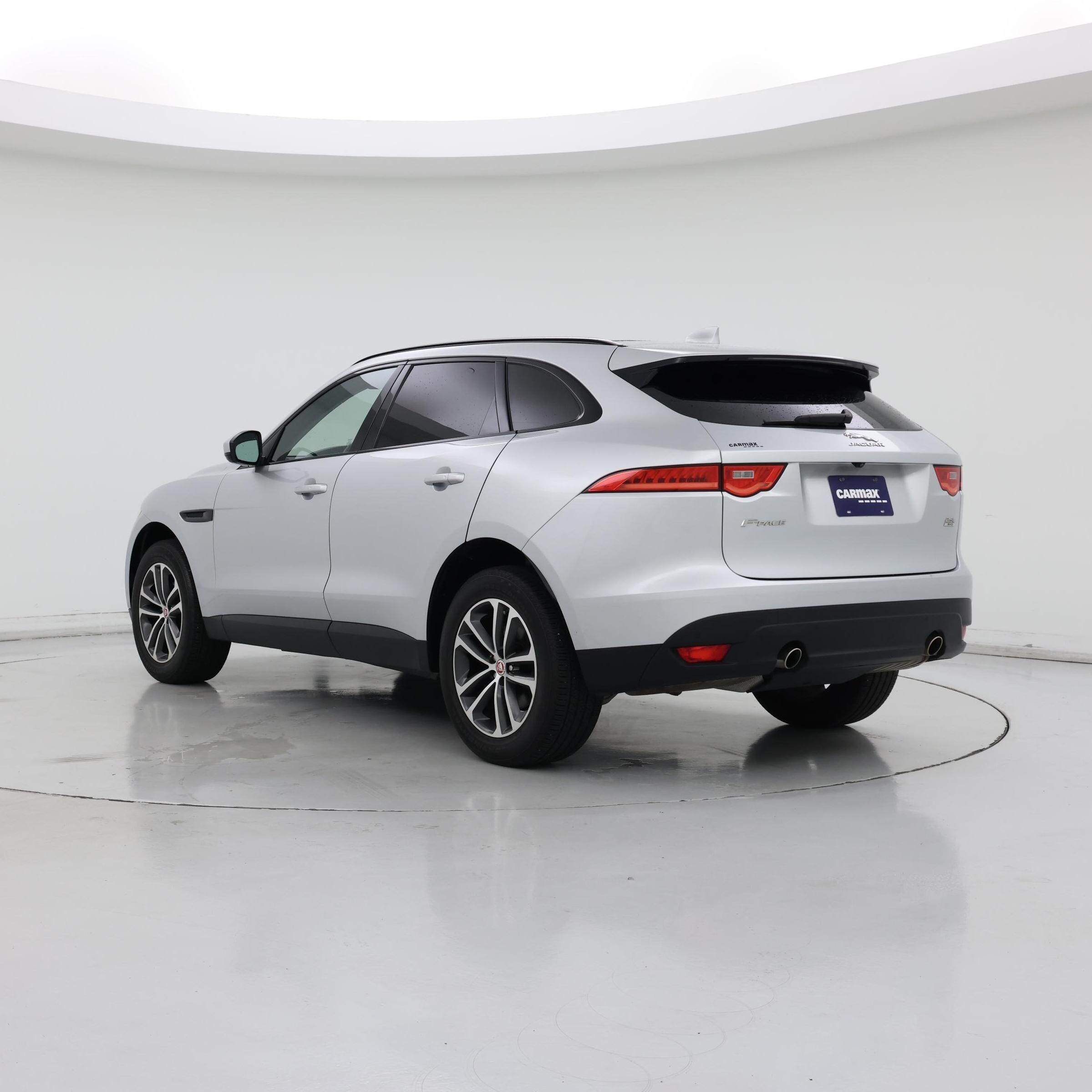 Thumbnail: 2019 Jaguar F-Pace - 2