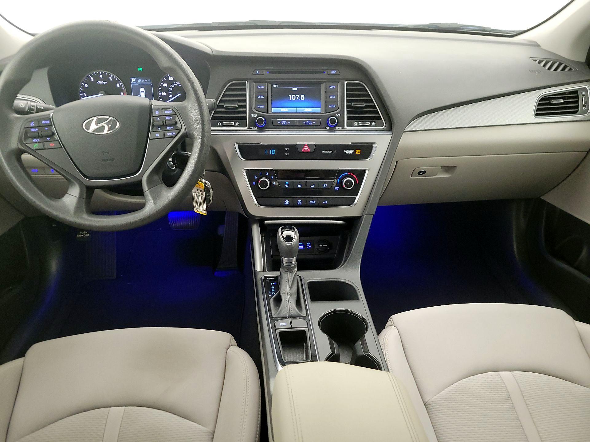 Thumbnail: 2015 Hyundai Sonata - 9