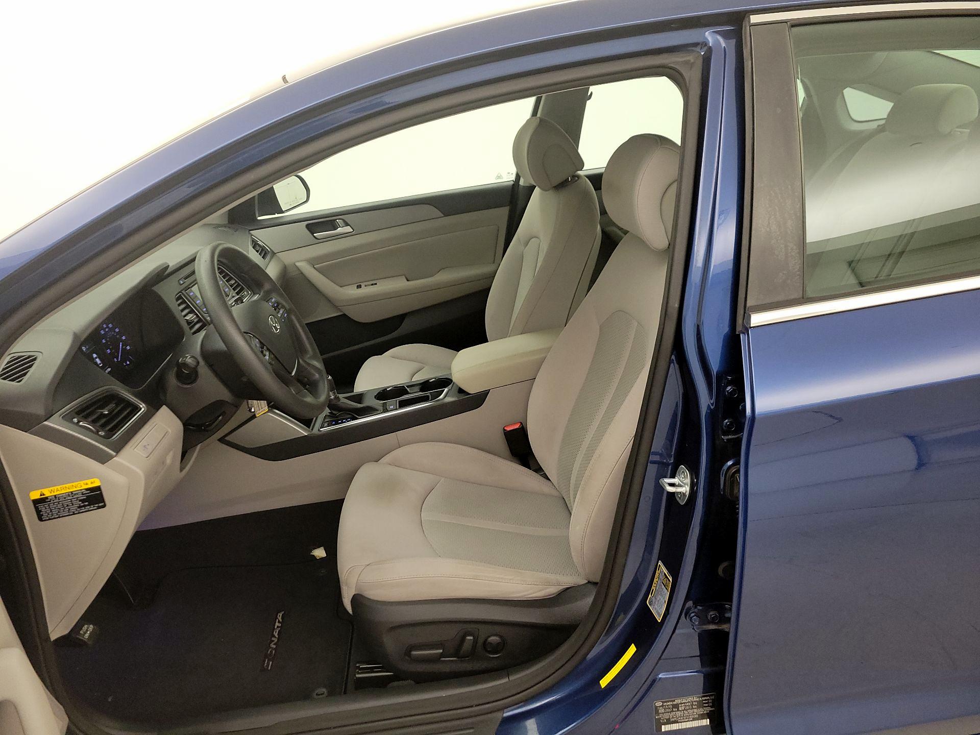 Thumbnail: 2015 Hyundai Sonata - 11