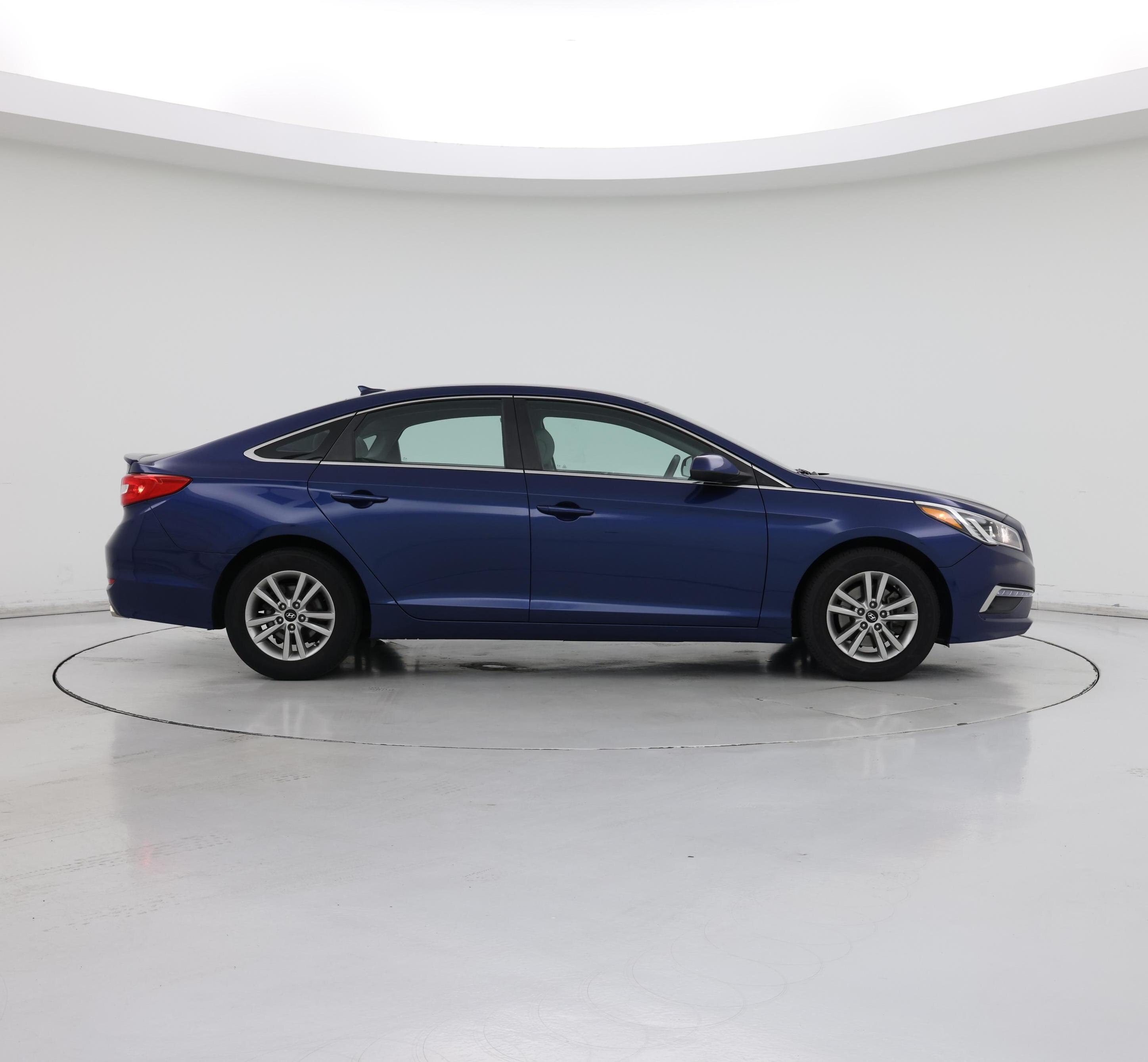 Thumbnail: 2015 Hyundai Sonata - 7