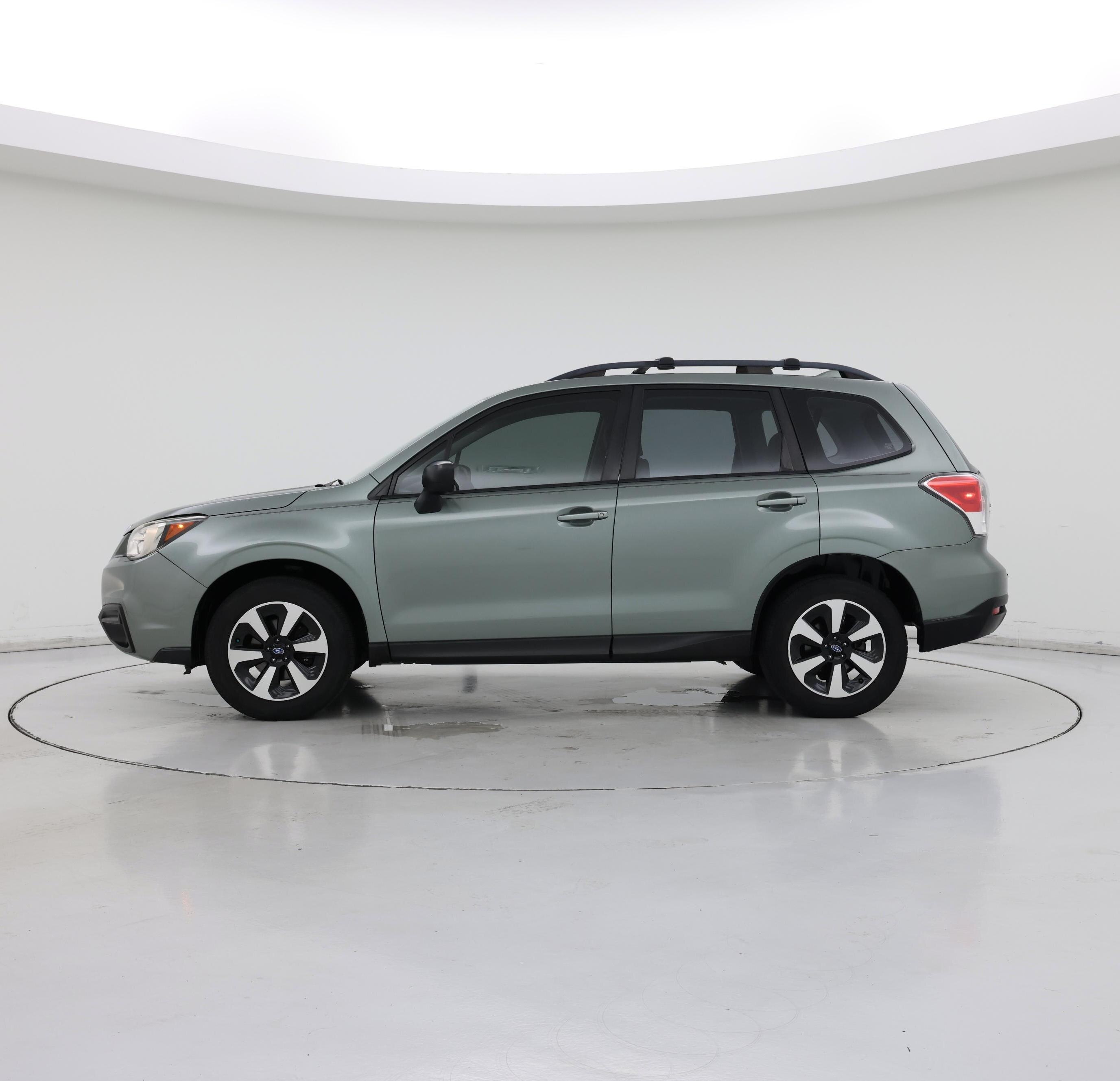 Thumbnail: 2017 Subaru Forester - 3