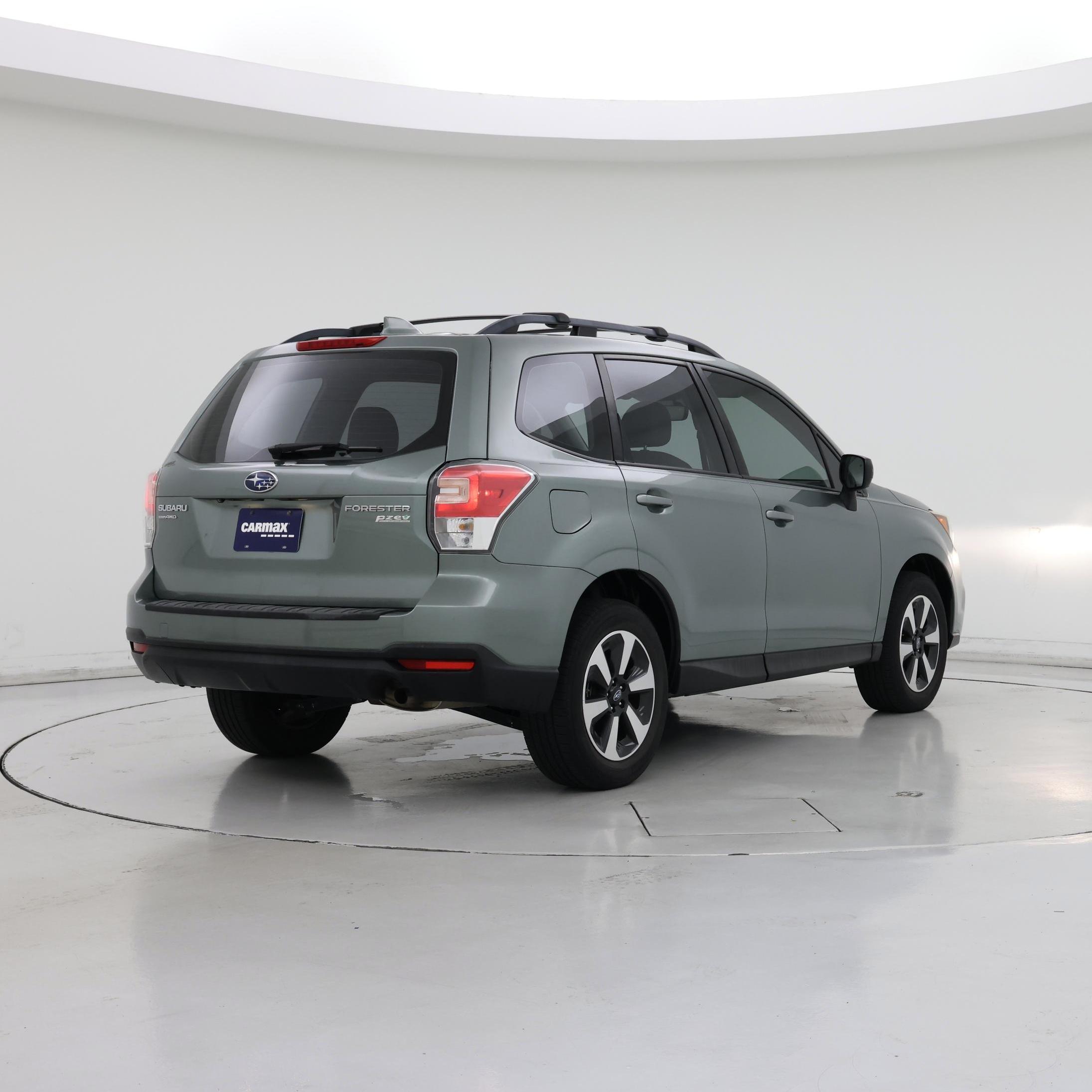 Thumbnail: 2017 Subaru Forester - 8