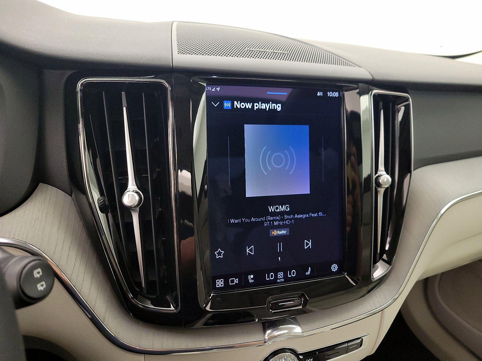 Thumbnail: 2023 Volvo XC60 - 16
