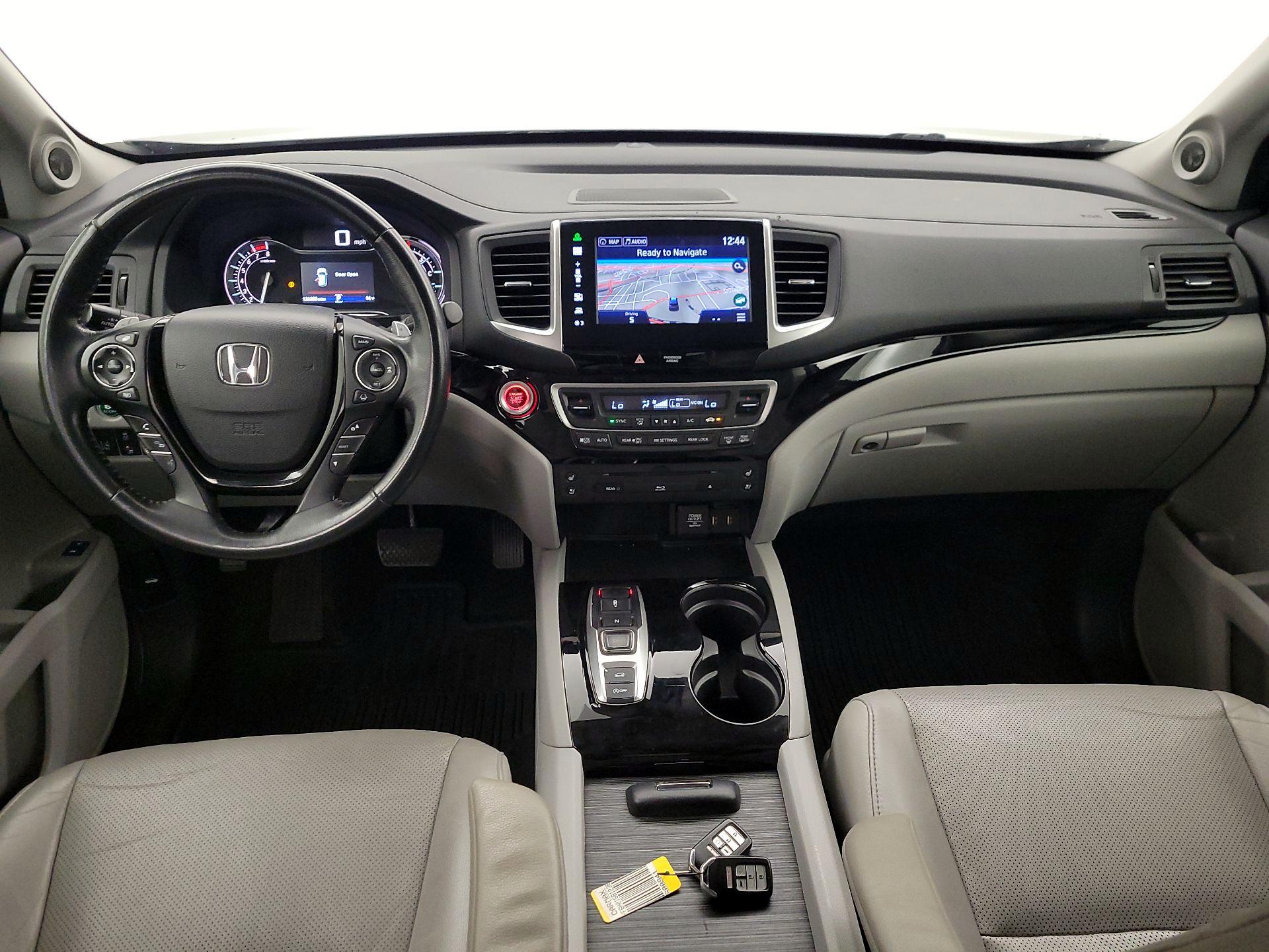Thumbnail: 2016 Honda Pilot - 9