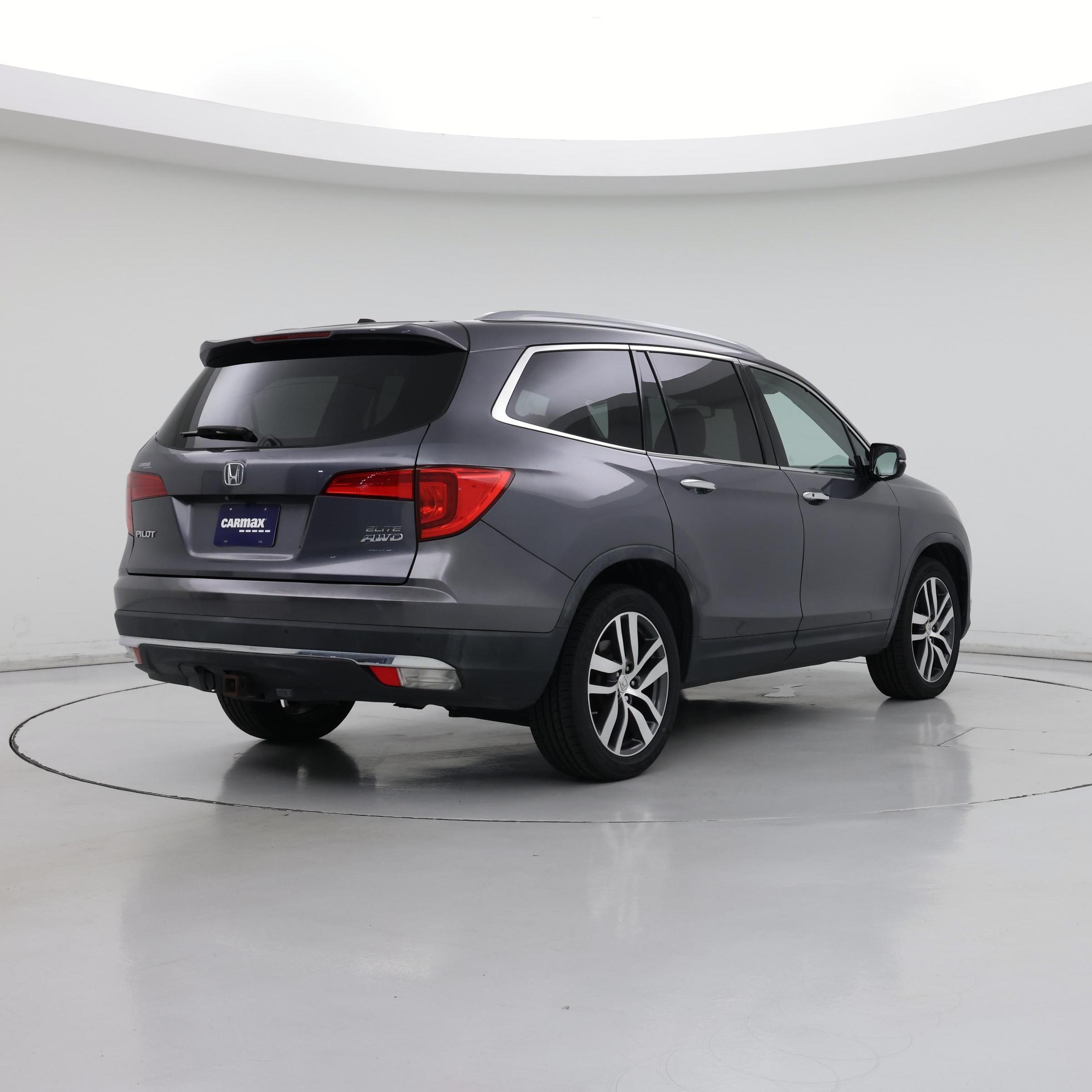 Thumbnail: 2016 Honda Pilot - 8
