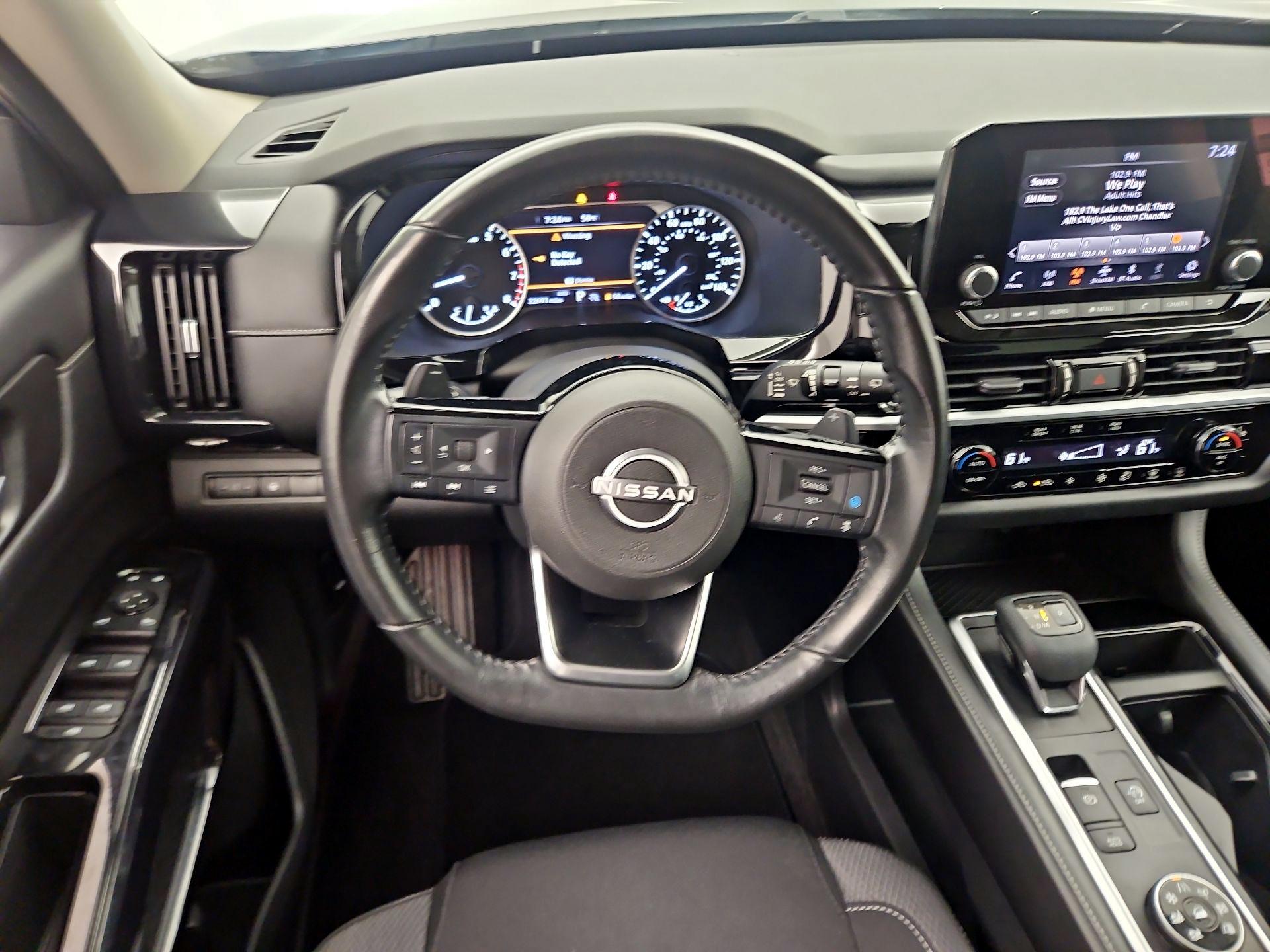 Thumbnail: 2022 Nissan Pathfinder - 10