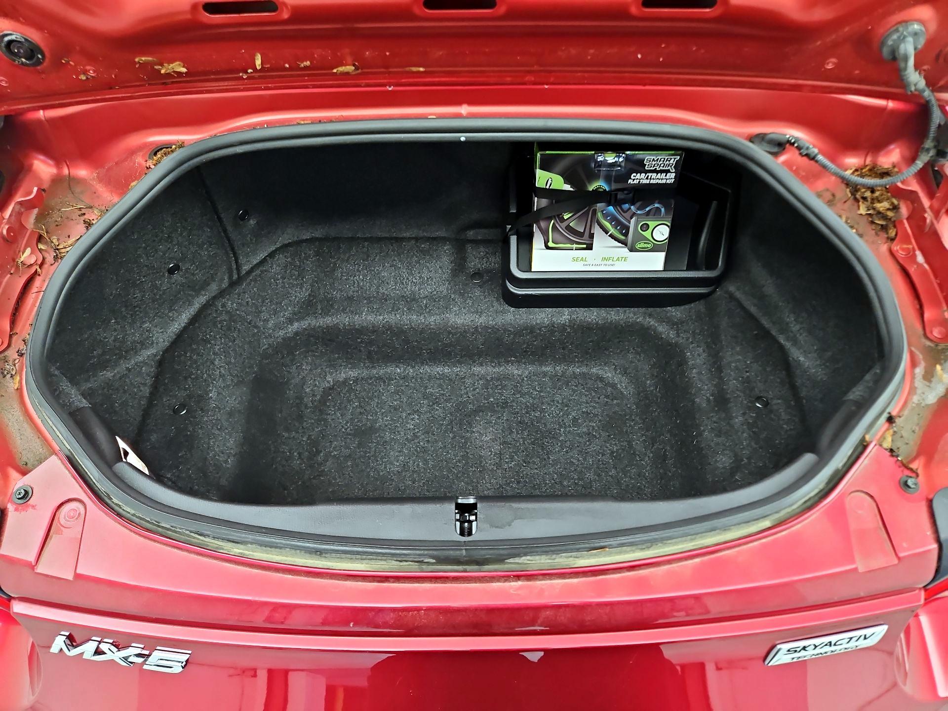 Thumbnail: 2019 Mazda MX-5 Miata - 19