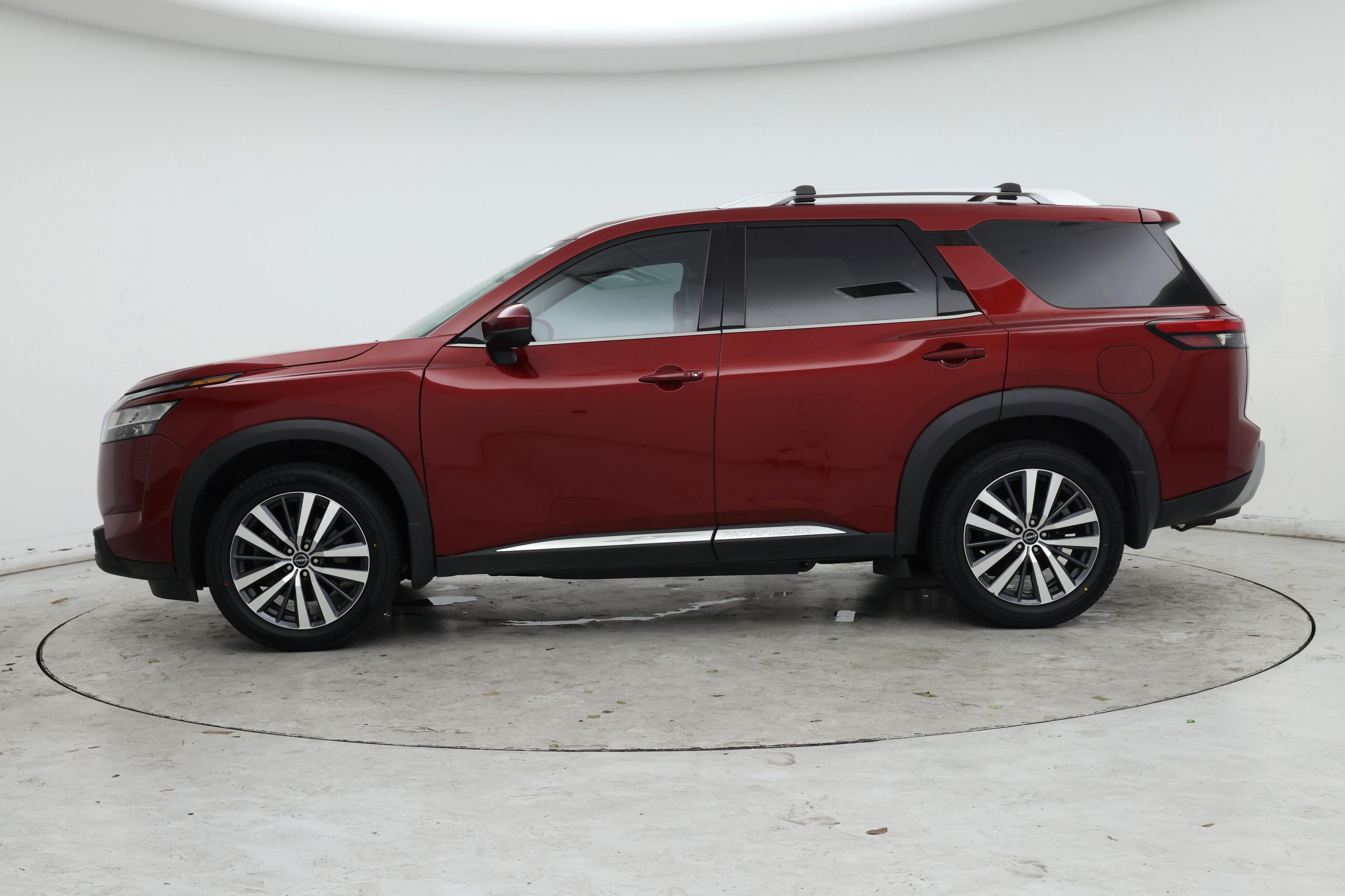 Thumbnail: 2022 Nissan Pathfinder - 3