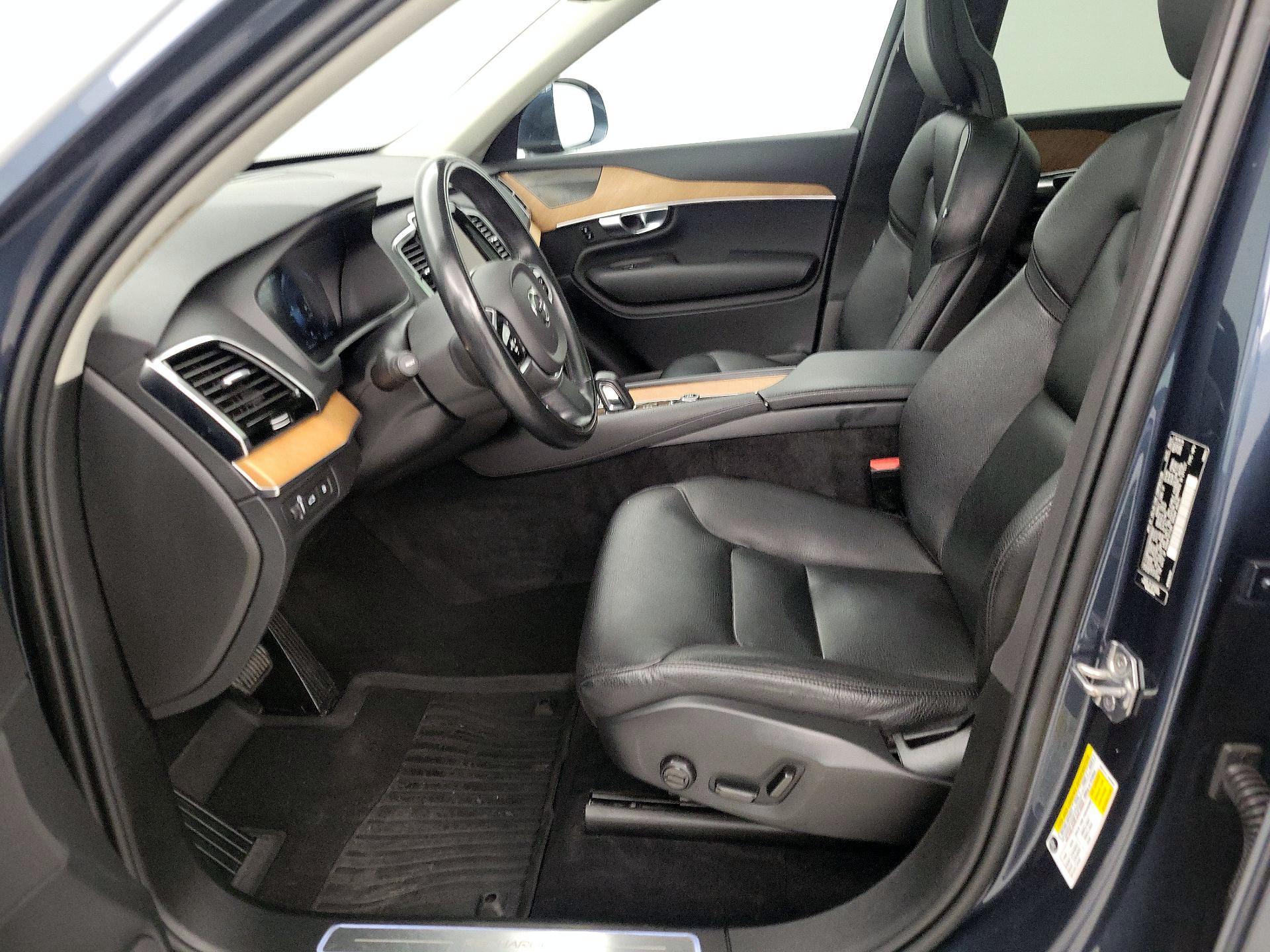 Thumbnail: 2021 Volvo XC90 - 11