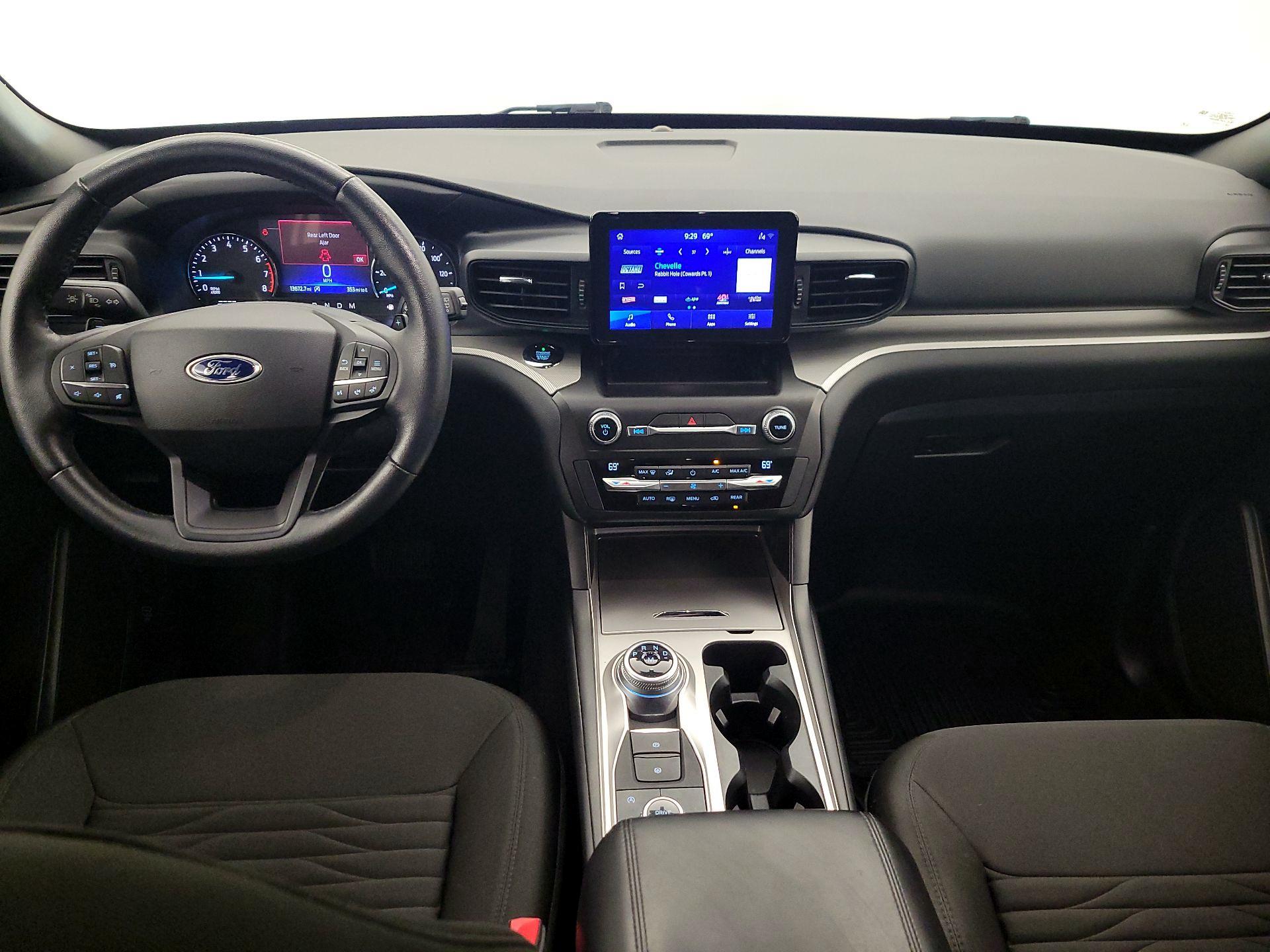 Thumbnail: 2020 Ford Explorer - 9