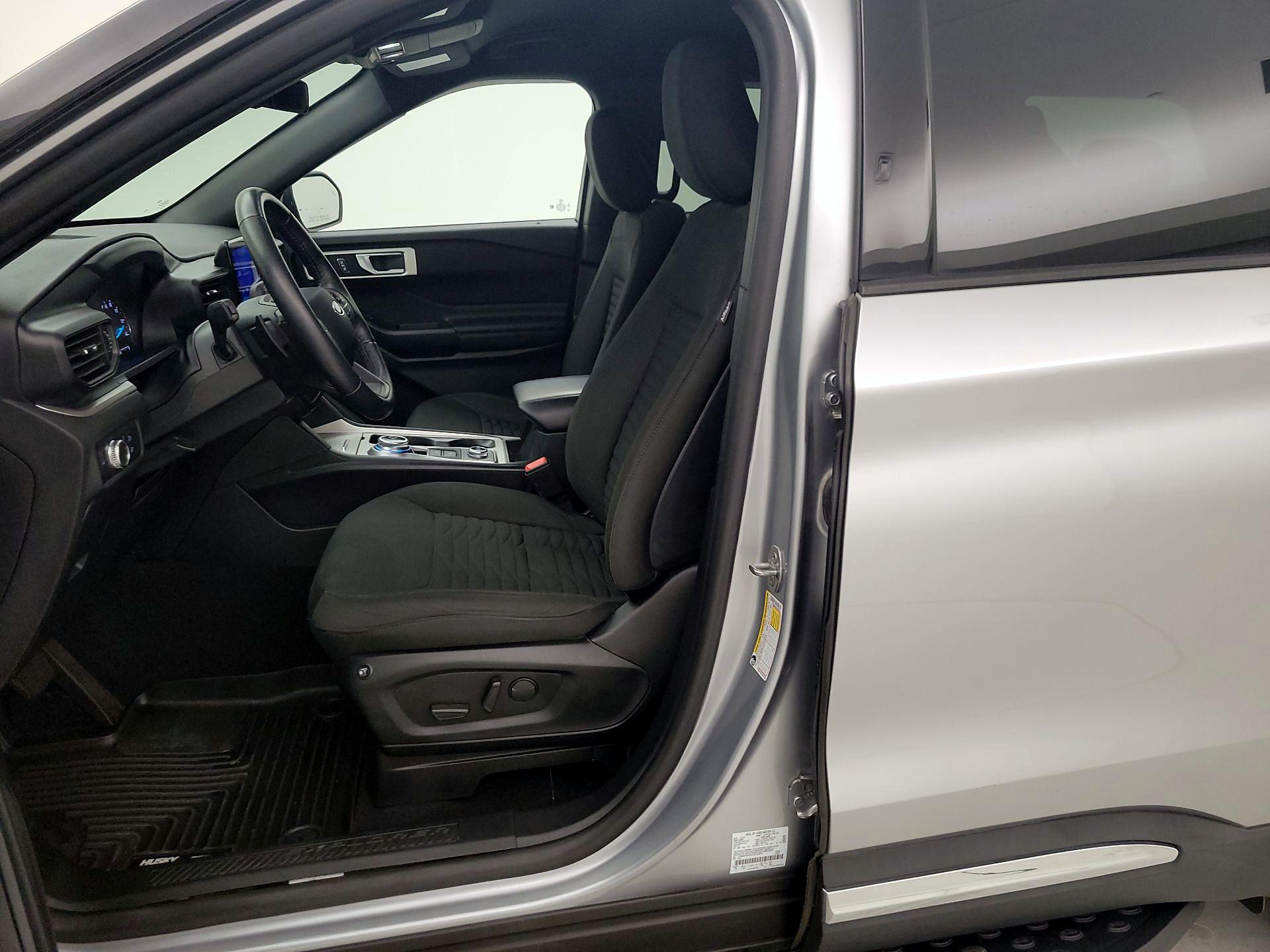 Thumbnail: 2020 Ford Explorer - 11